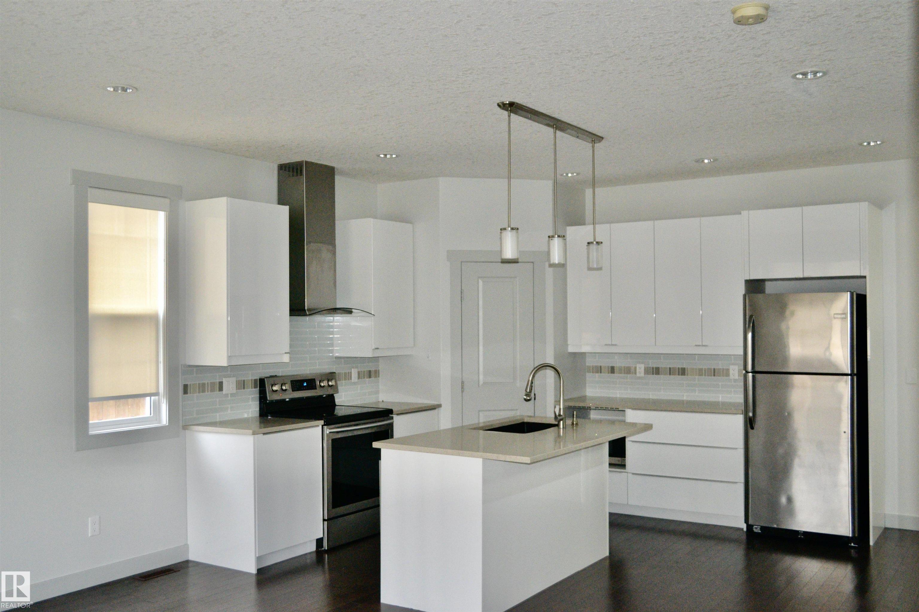 Picture for 8952 81 AV NW