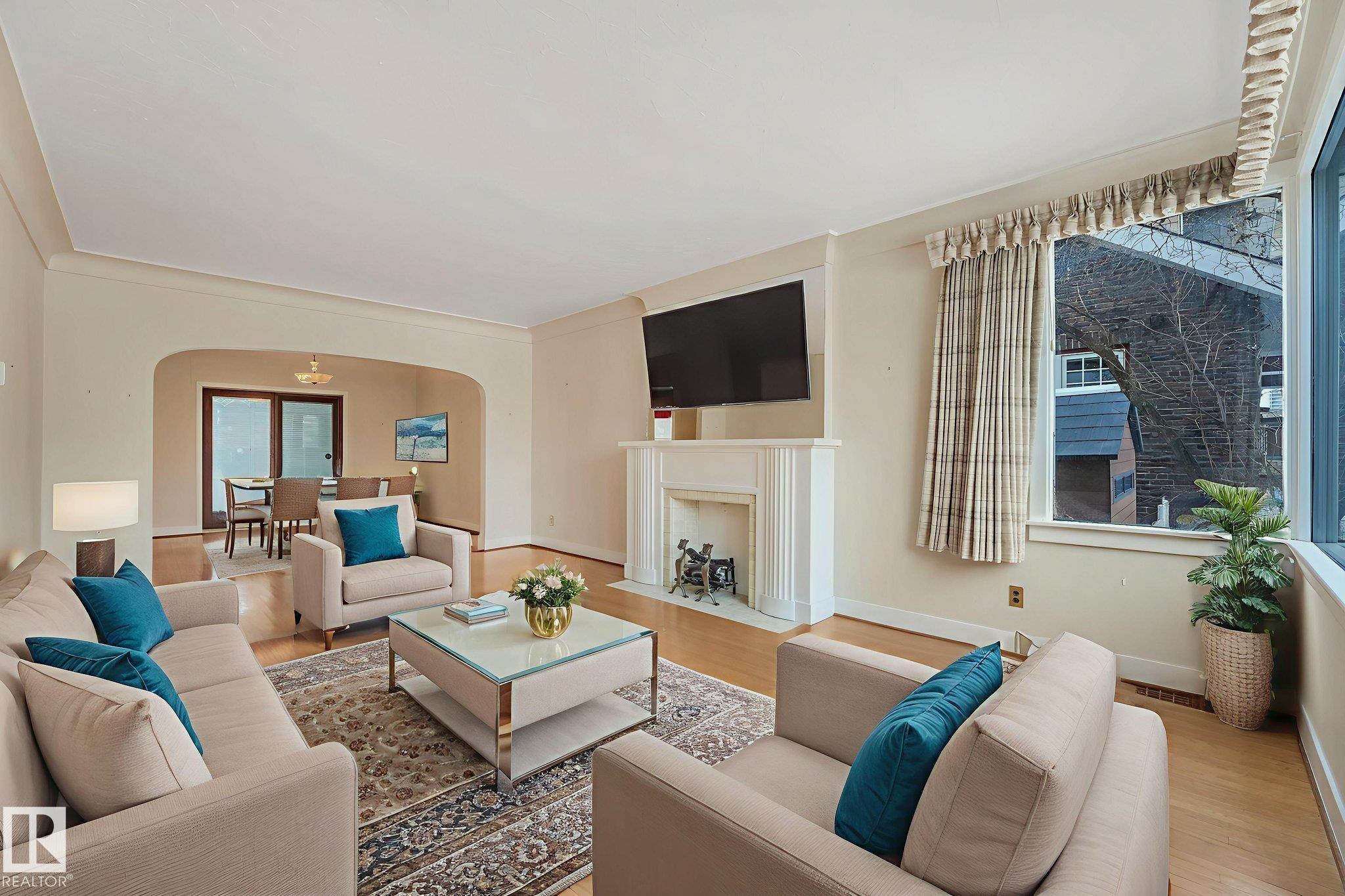 Photo 33 at 10429 Saskatchewan Drive NW, Strathcona, Edmonton