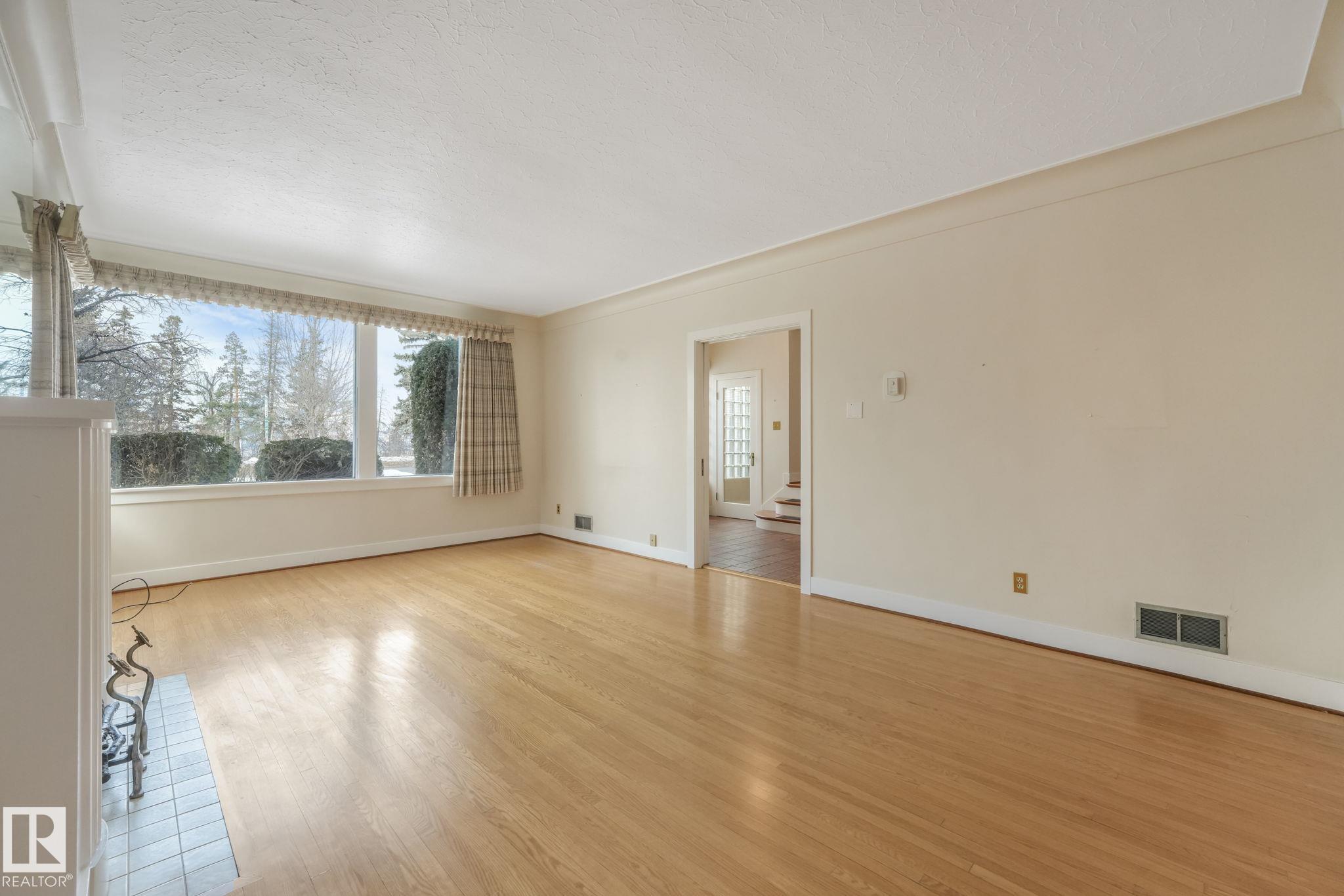 Photo 35 at 10429 Saskatchewan Drive NW, Strathcona, Edmonton