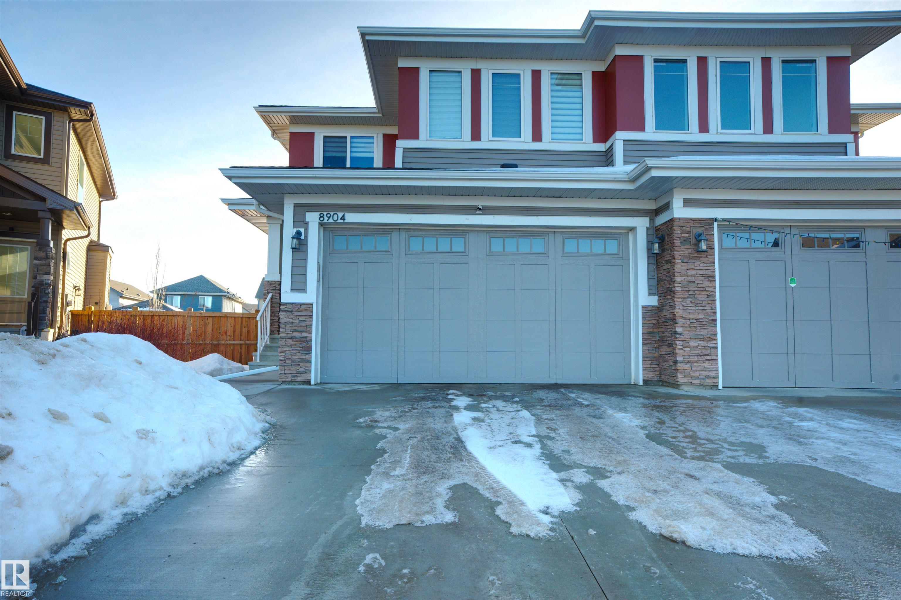 Photo 2 at 8904 217 Street NW, Rosenthal, Edmonton