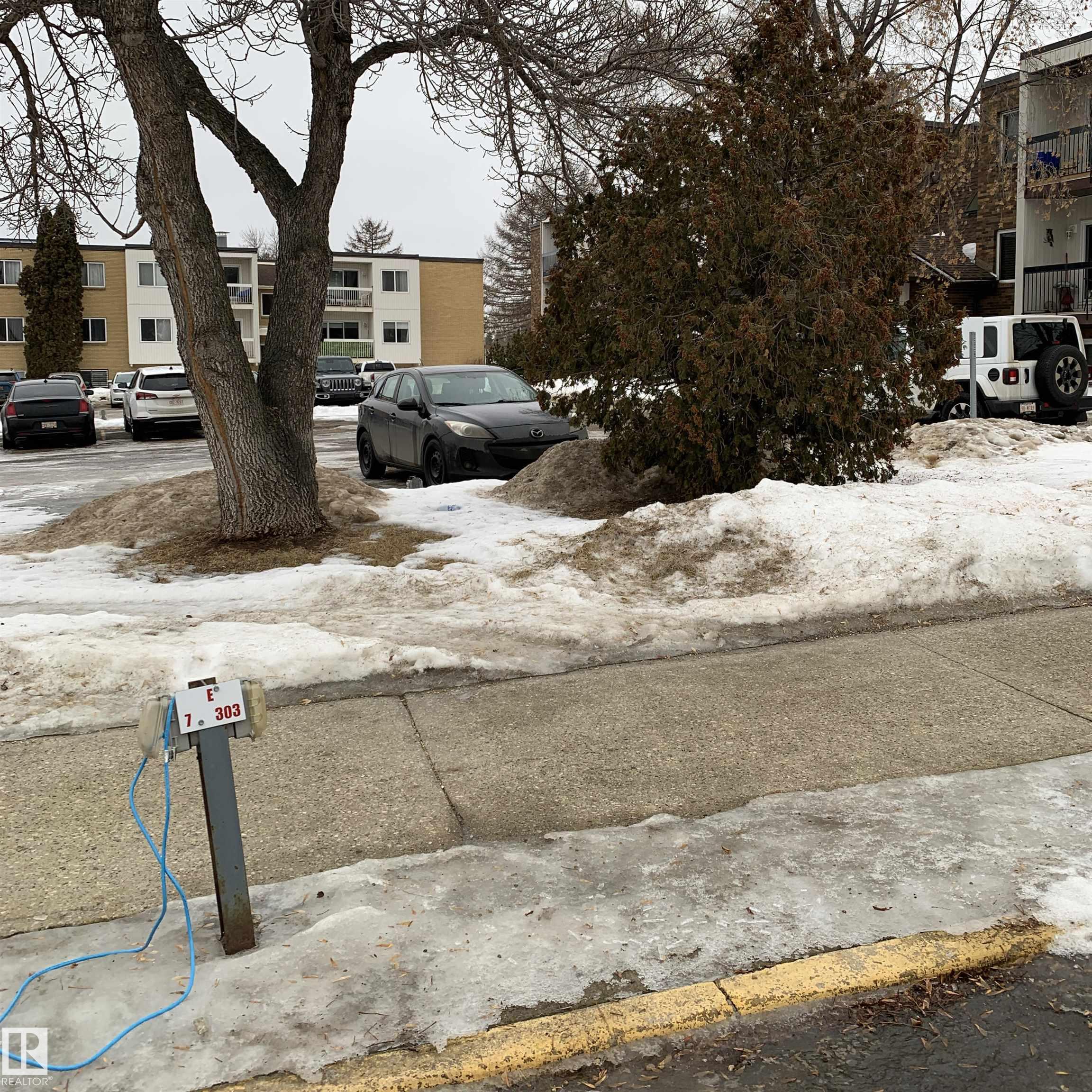 https://zimg.paragon.ice.com/ParagonImages/Property/PM/RAE/225384645/24/0/0/033904d769ca5efc5c17e08ecbd94ee4/1/1a586ac590758dc88a81347194ccdeb6/225384645-52f884af-9424-4531-96de-7dd334dc0455.JPG