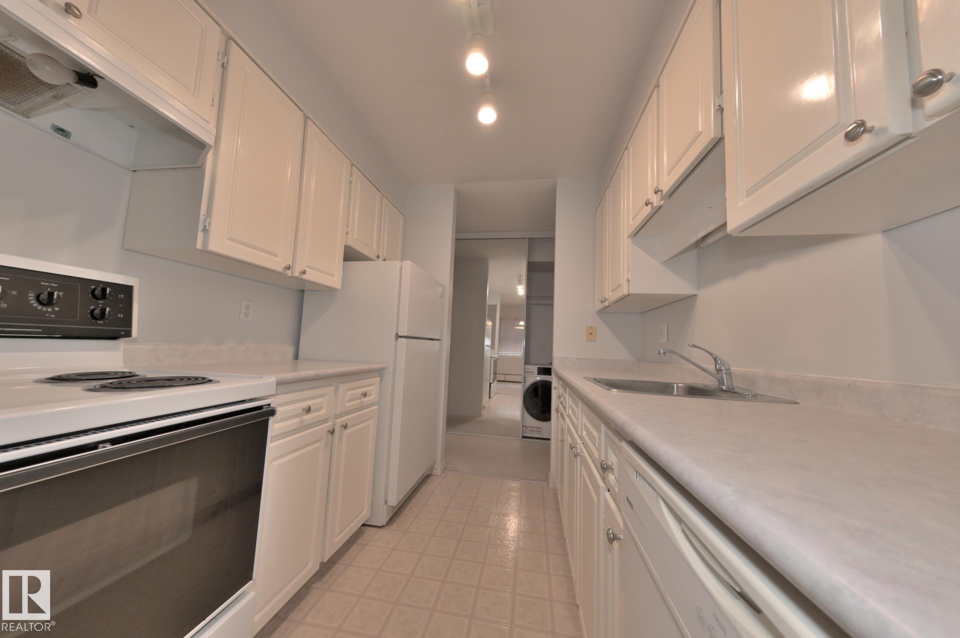 Photo 6 at 303 - 11420 40 Avenue NW, Royal Gardens, Edmonton