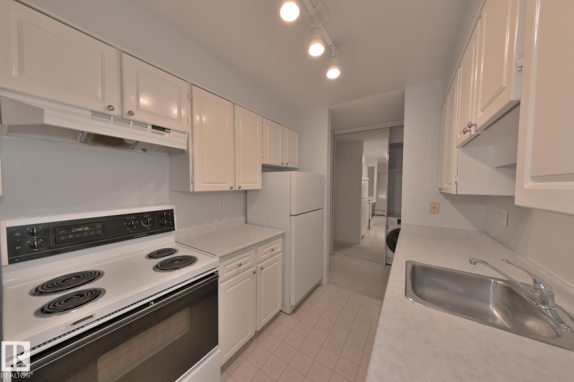 Photo 7 at 303 - 11420 40 Avenue NW, Royal Gardens, Edmonton