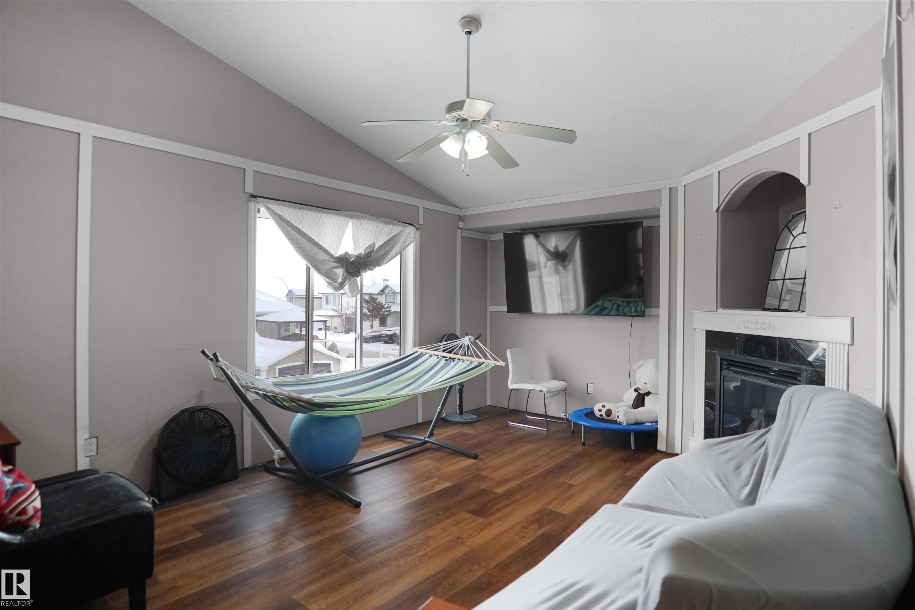 Photo 12 at 4816 155 Avenue NW, Brintnell, Edmonton