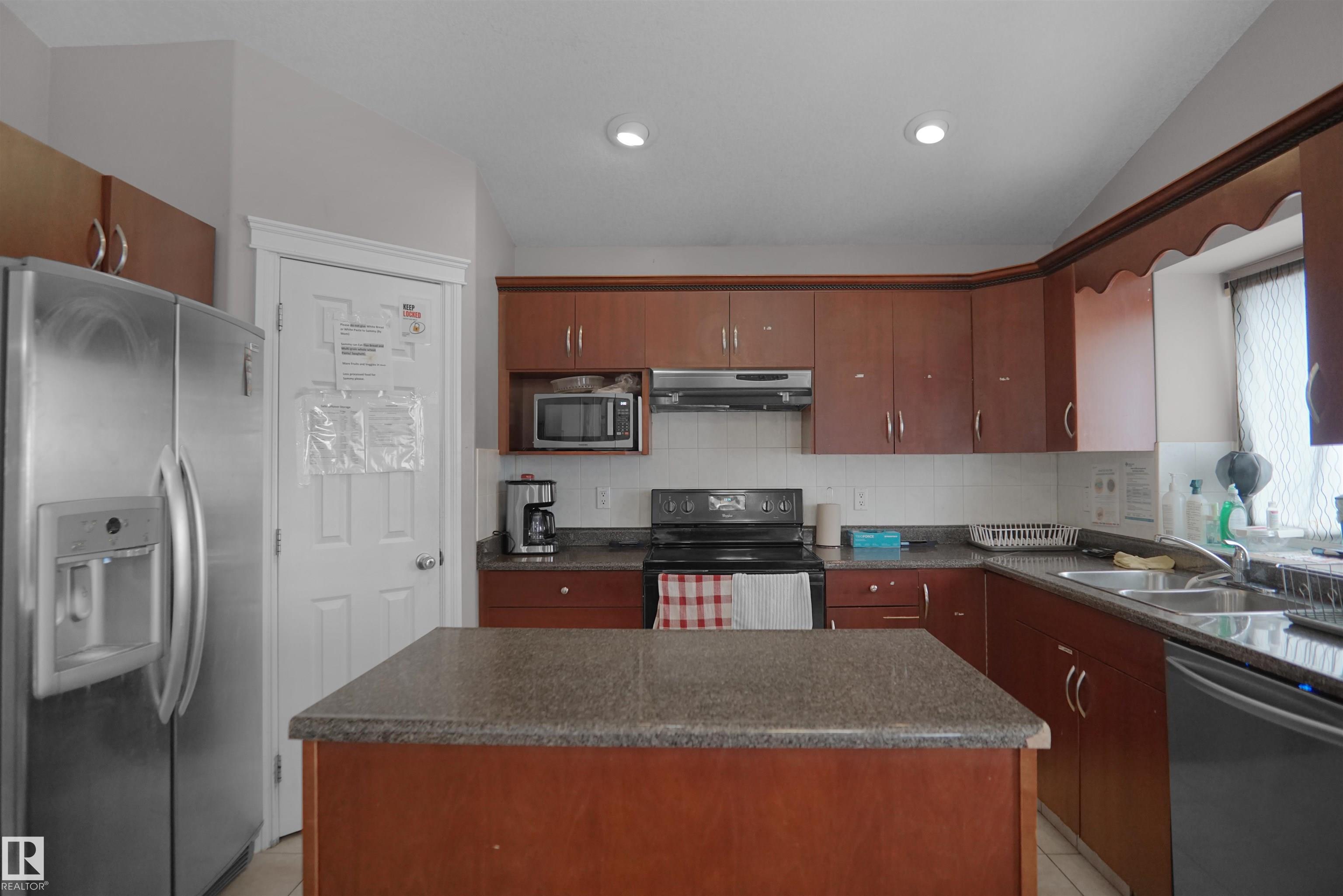 Photo 17 at 4816 155 Avenue NW, Brintnell, Edmonton