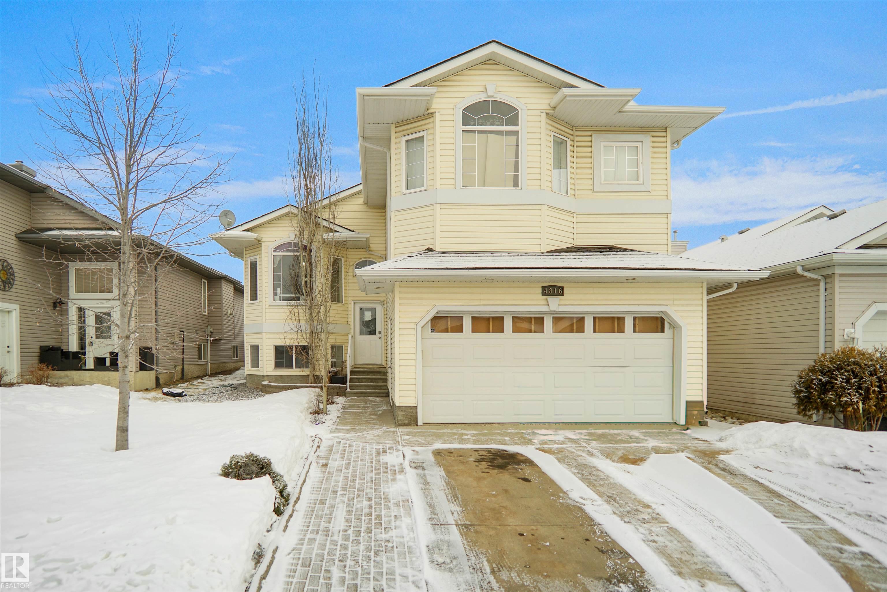Photo 4 at 4816 155 Avenue NW, Brintnell, Edmonton