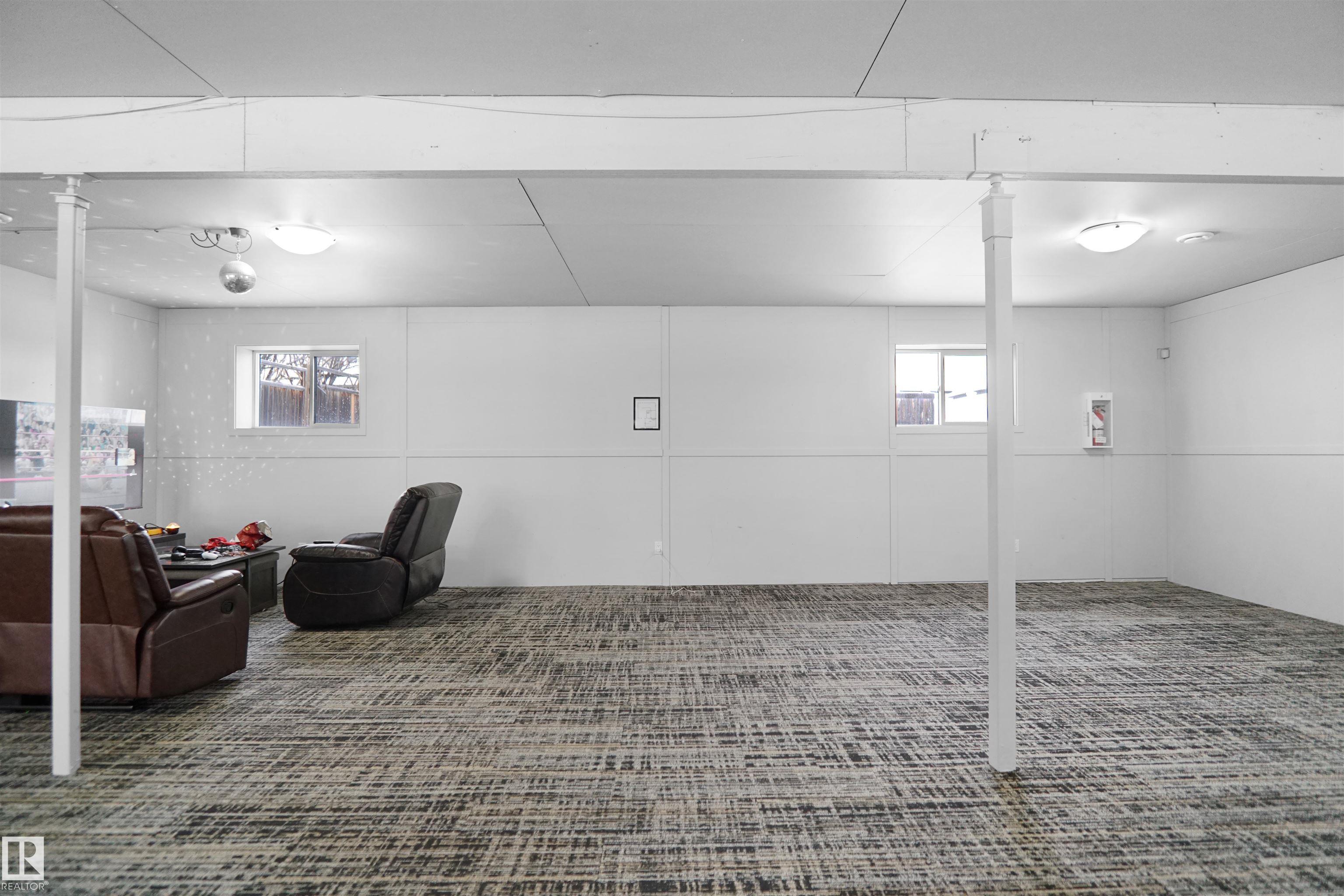 Photo 36 at 4816 155 Avenue NW, Brintnell, Edmonton