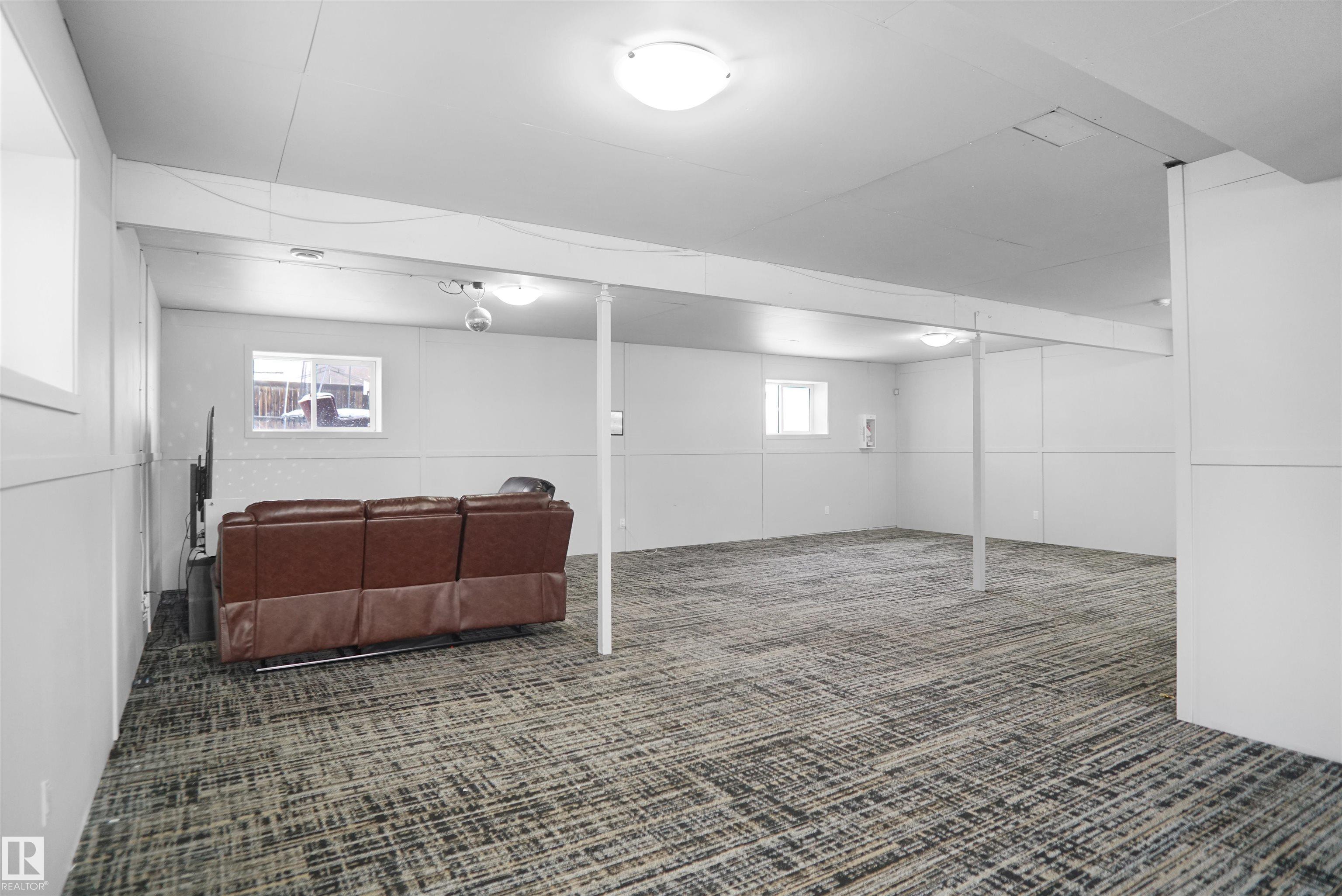 Photo 39 at 4816 155 Avenue NW, Brintnell, Edmonton