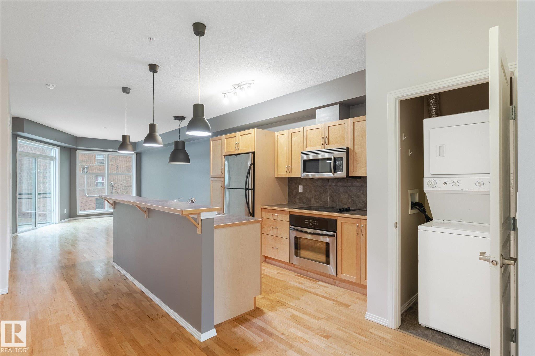 Photo 2 at 511 - 10503 98 Avenue NW, Downtown, Edmonton