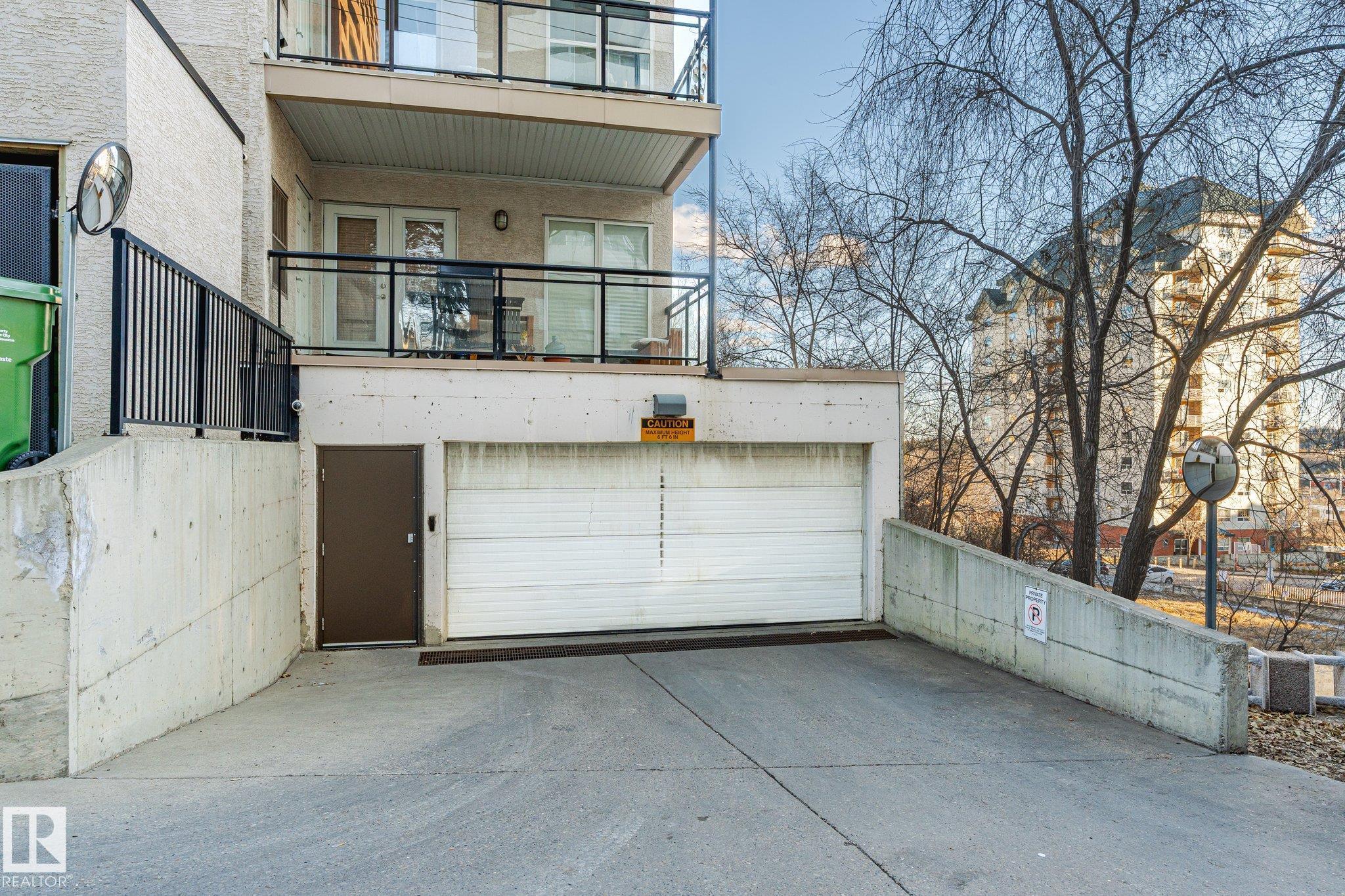 https://zimg.paragon.ice.com/ParagonImages/Property/PM/RAE/225384648/26/0/0/61d2003c0c41fc092cdb18eed035359e/1/90032ee1582d11e90daa6f292664e6c1/225384648-C2D88CFE-5218-4DE6-9B3D-480055C26383.JPG