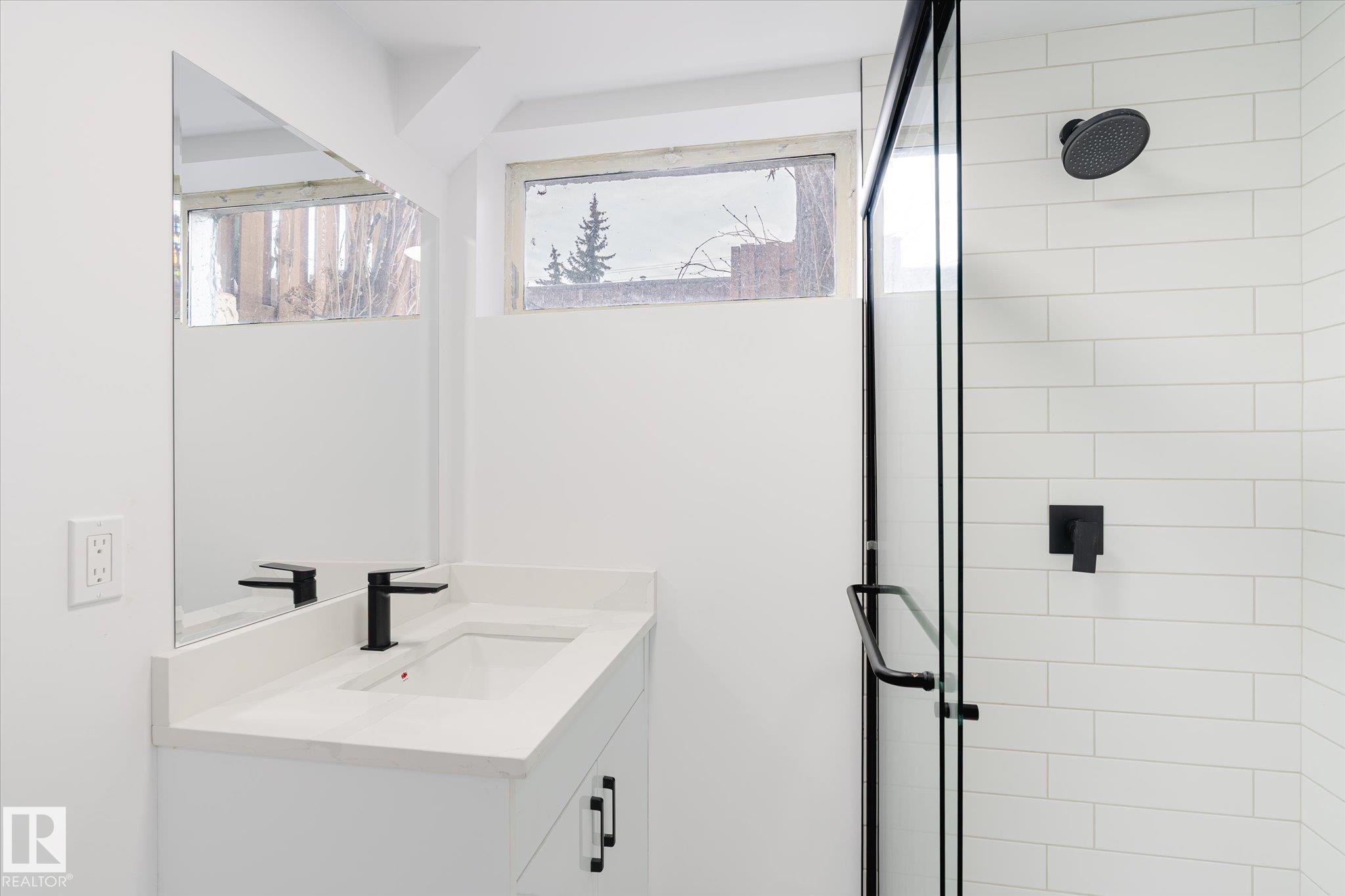 Photo 34 at 5105 106a Street NW, Pleasantview, Edmonton