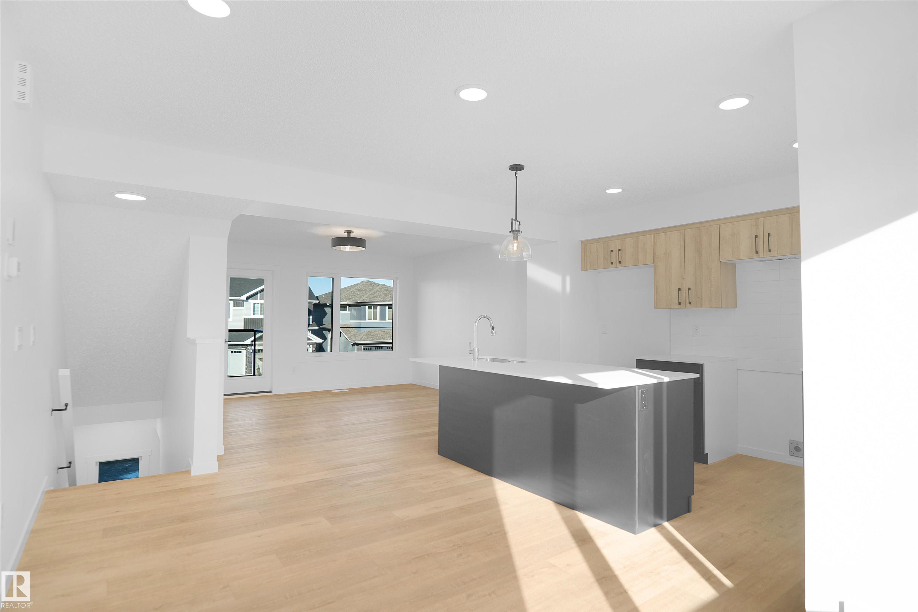 Photo 12 at 4189 Kinglet Drive NW, Kinglet Gardens, Edmonton