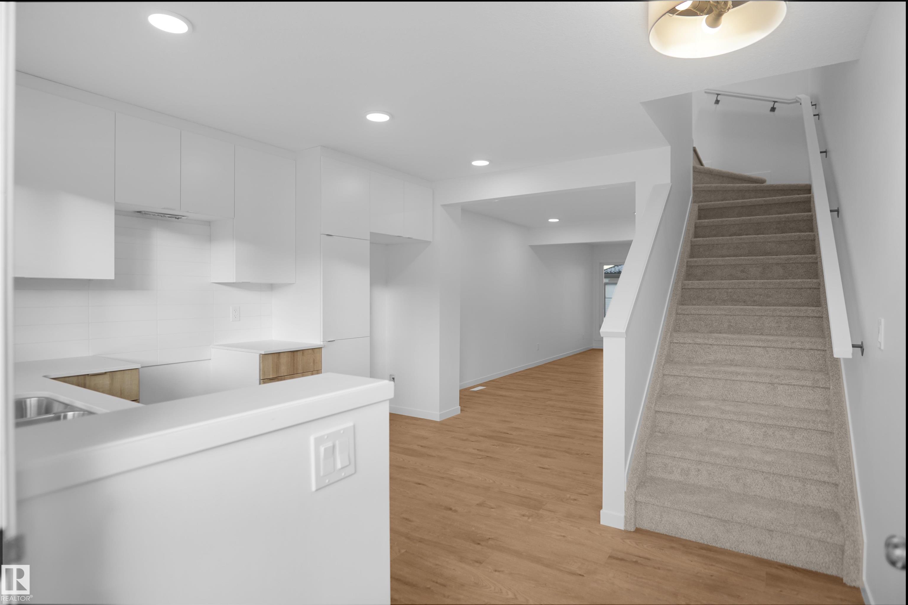 Photo 4 at 2107 210 Street NW, Stillwater, Edmonton