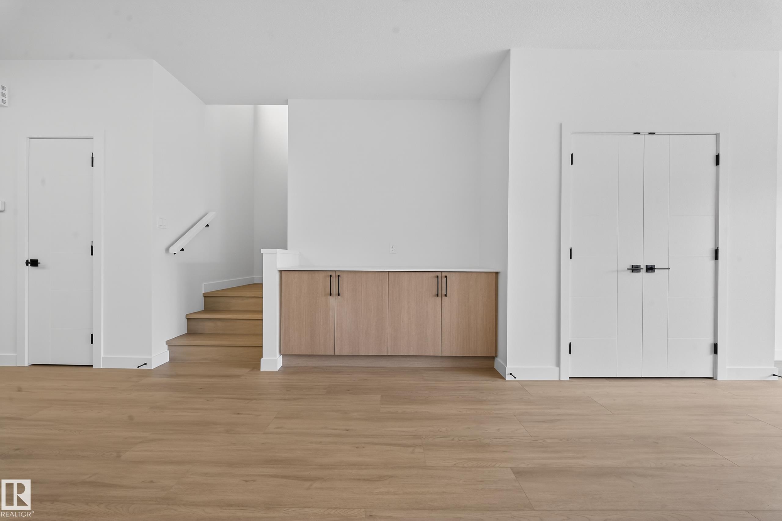 Photo 19 at 3736 Erlanger Drive NW, Edgemont, Edmonton