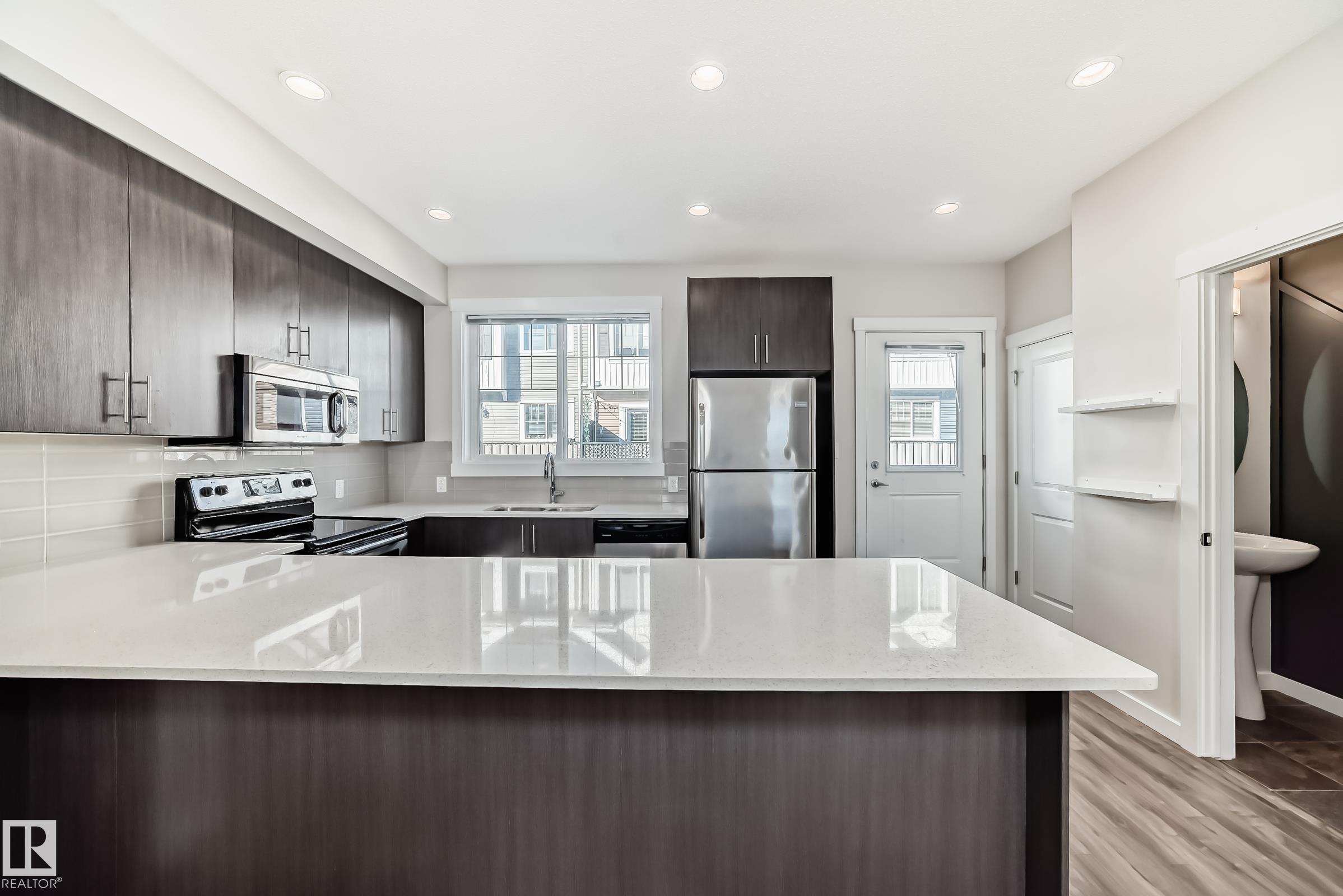 Photo 8 at 60 - 903 Crystallina Nera Way NW, Crystallina Nera West, Edmonton