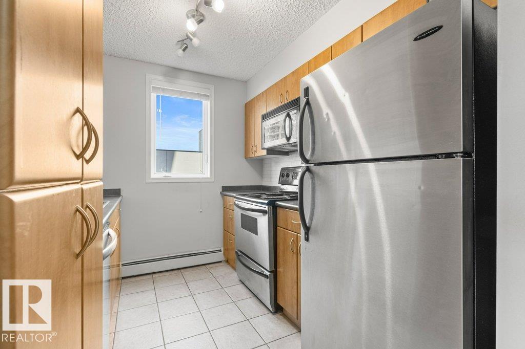 Photo 19 at 201 - 10303 105 Street NW, Downtown, Edmonton