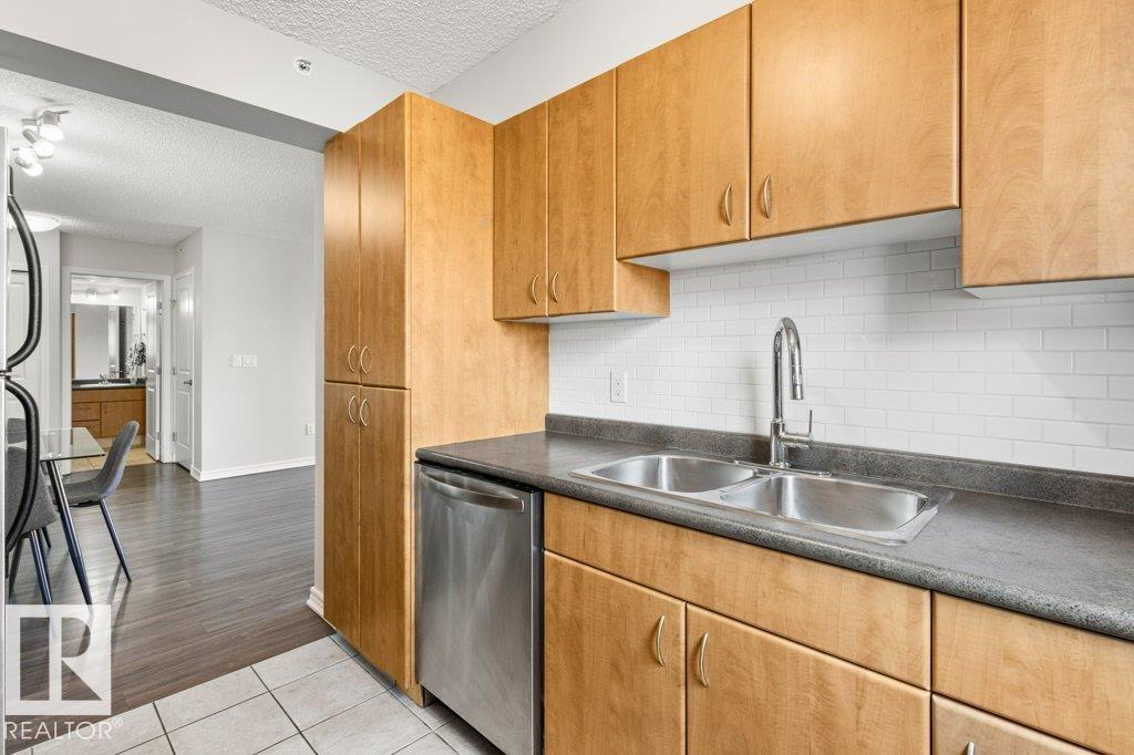 Photo 22 at 201 - 10303 105 Street NW, Downtown, Edmonton