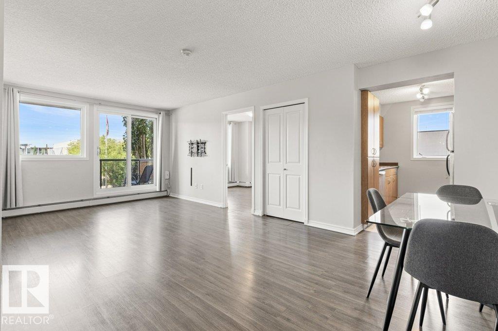 Photo 8 at 201 - 10303 105 Street NW, Downtown, Edmonton