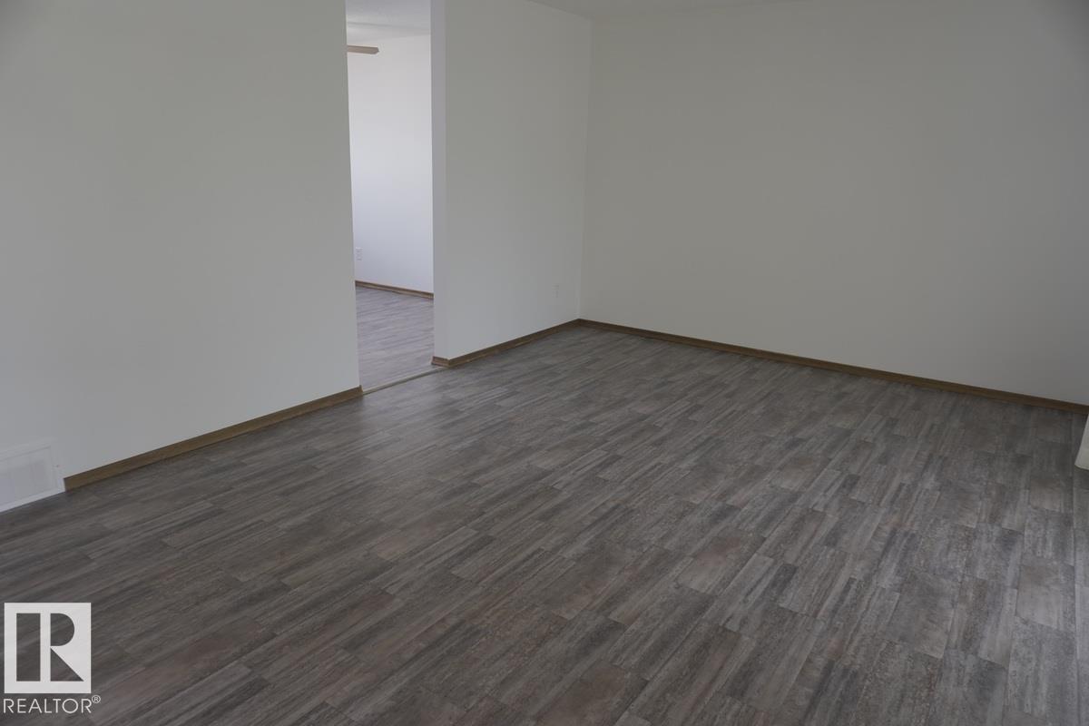 Photo 8 at 13011 123 Street NW, Calder, Edmonton