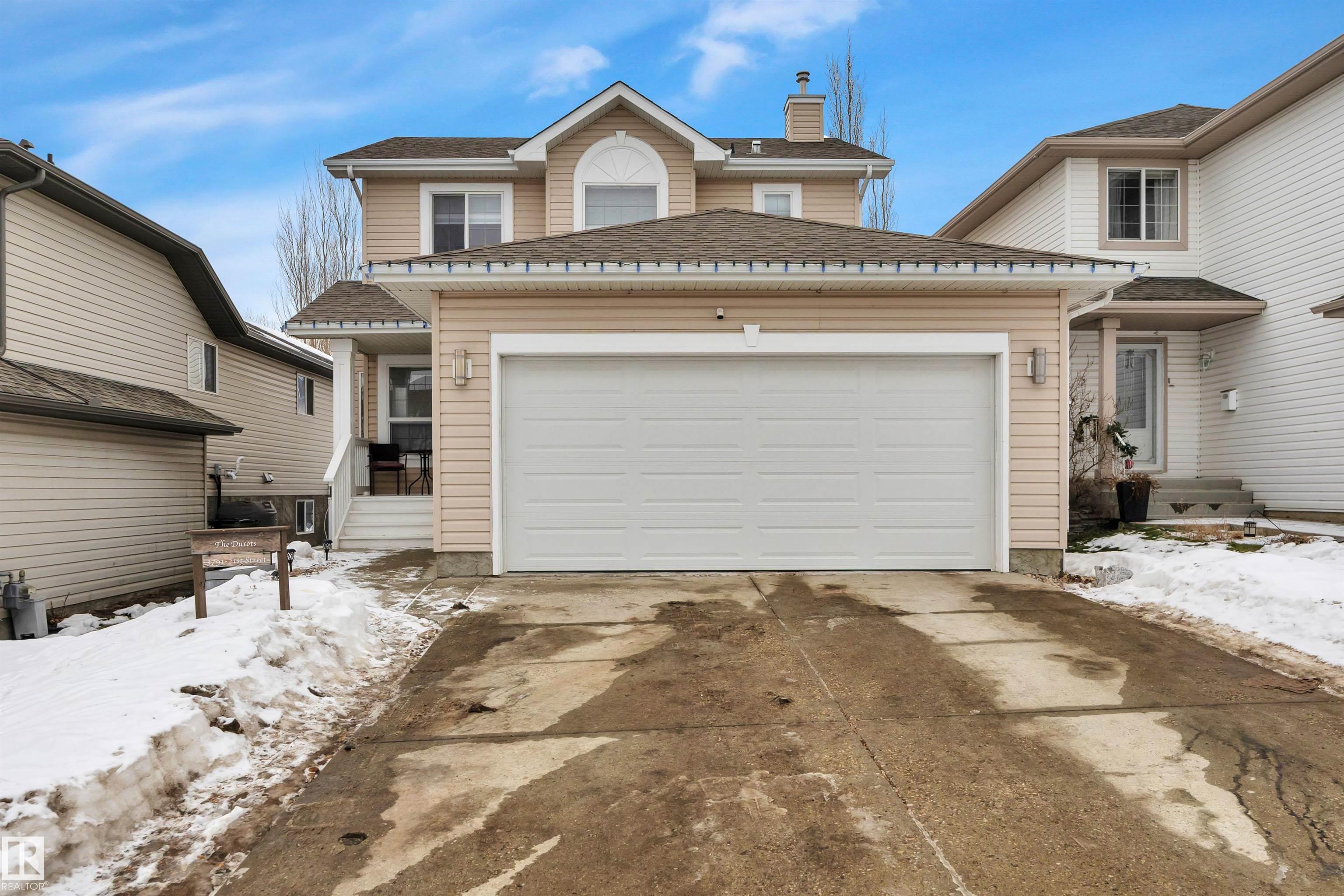 3791 21 Street N NW, Wild Rose, Edmonton 2
