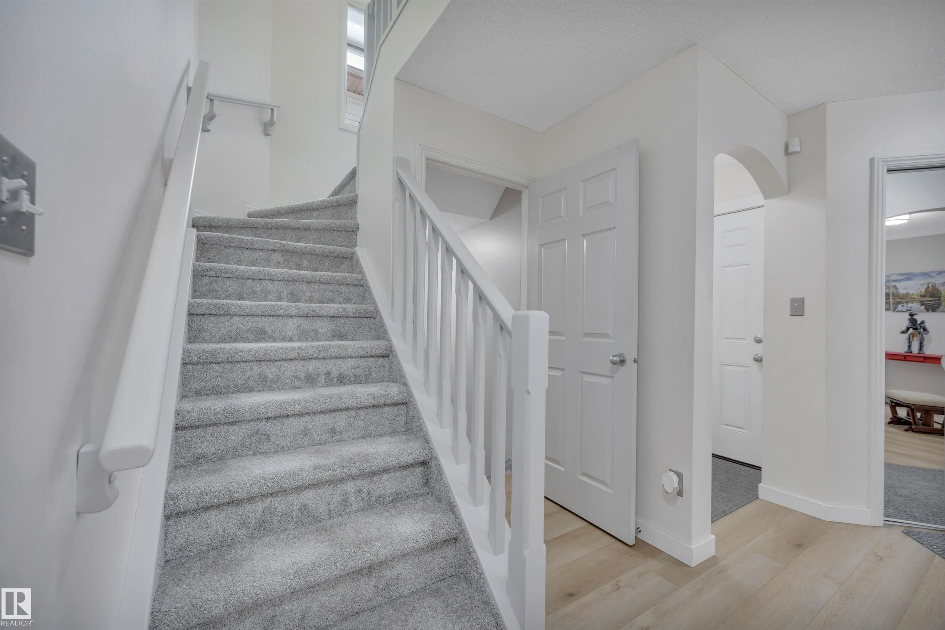 Photo 22 at 3791 21 Street N NW, Wild Rose, Edmonton