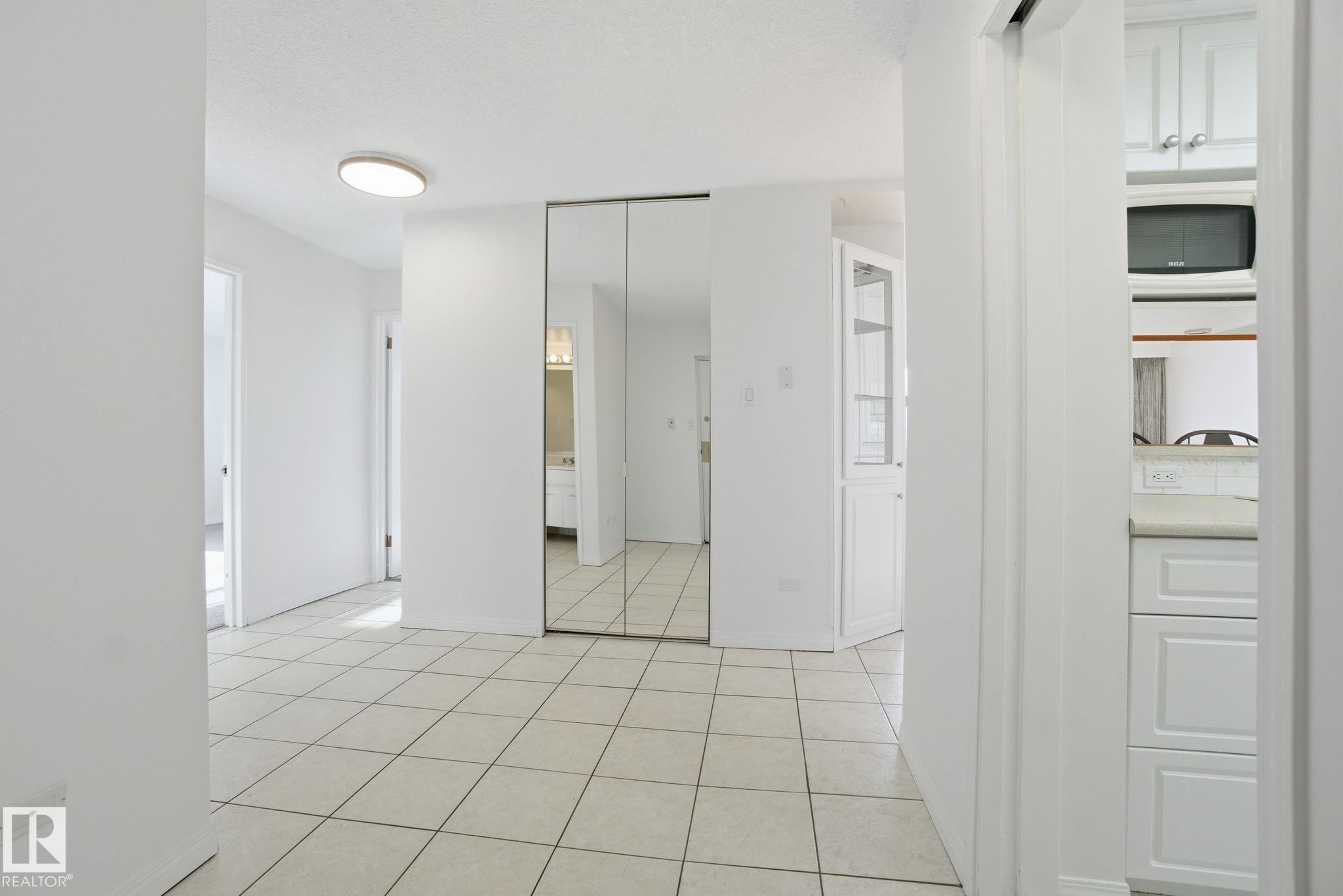 Photo 28 at 802 - 11920 100 Avenue NW, Wîhkwêntôwin, Edmonton