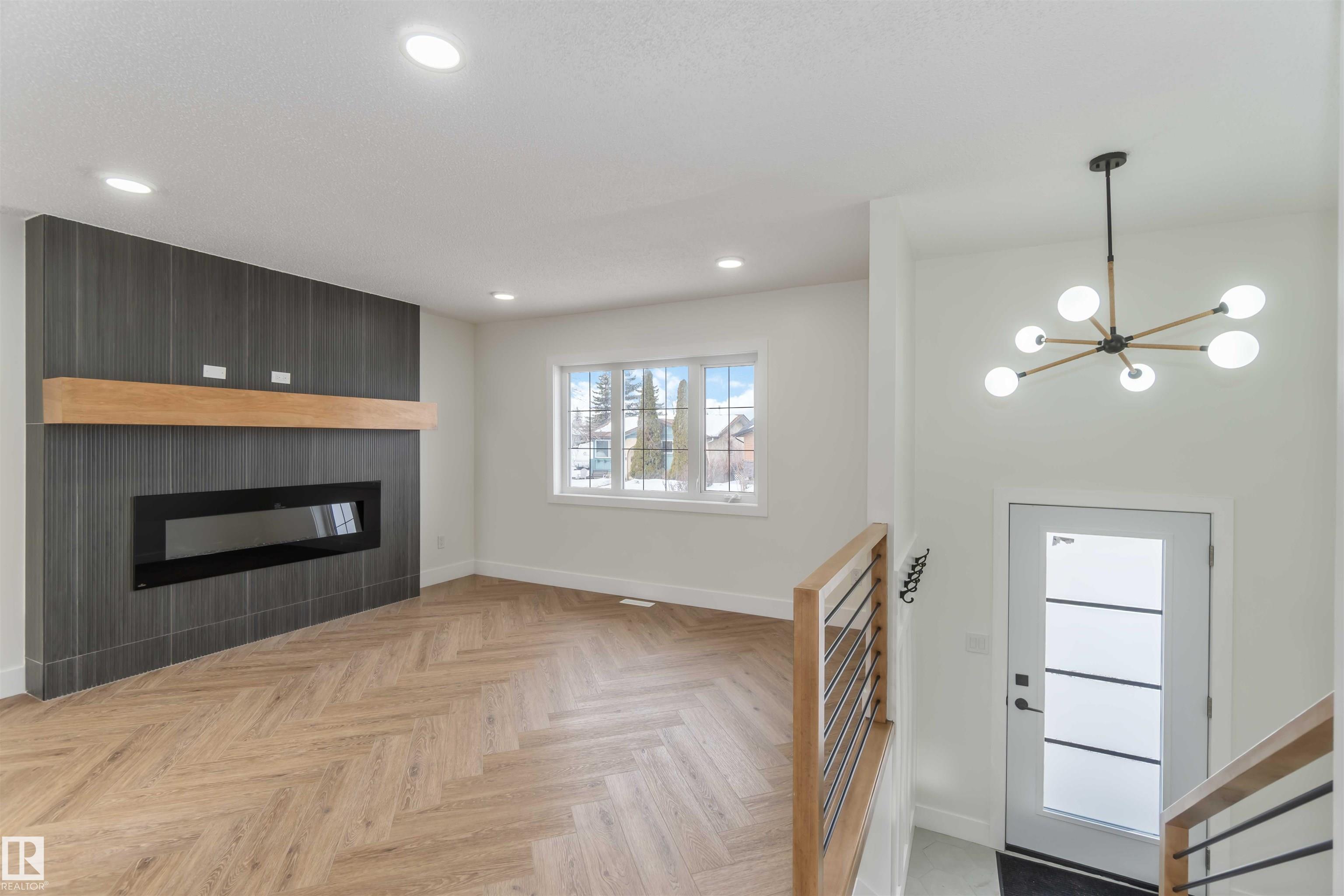 Photo 18 at 10309 167a Avenue NW, Baturyn, Edmonton