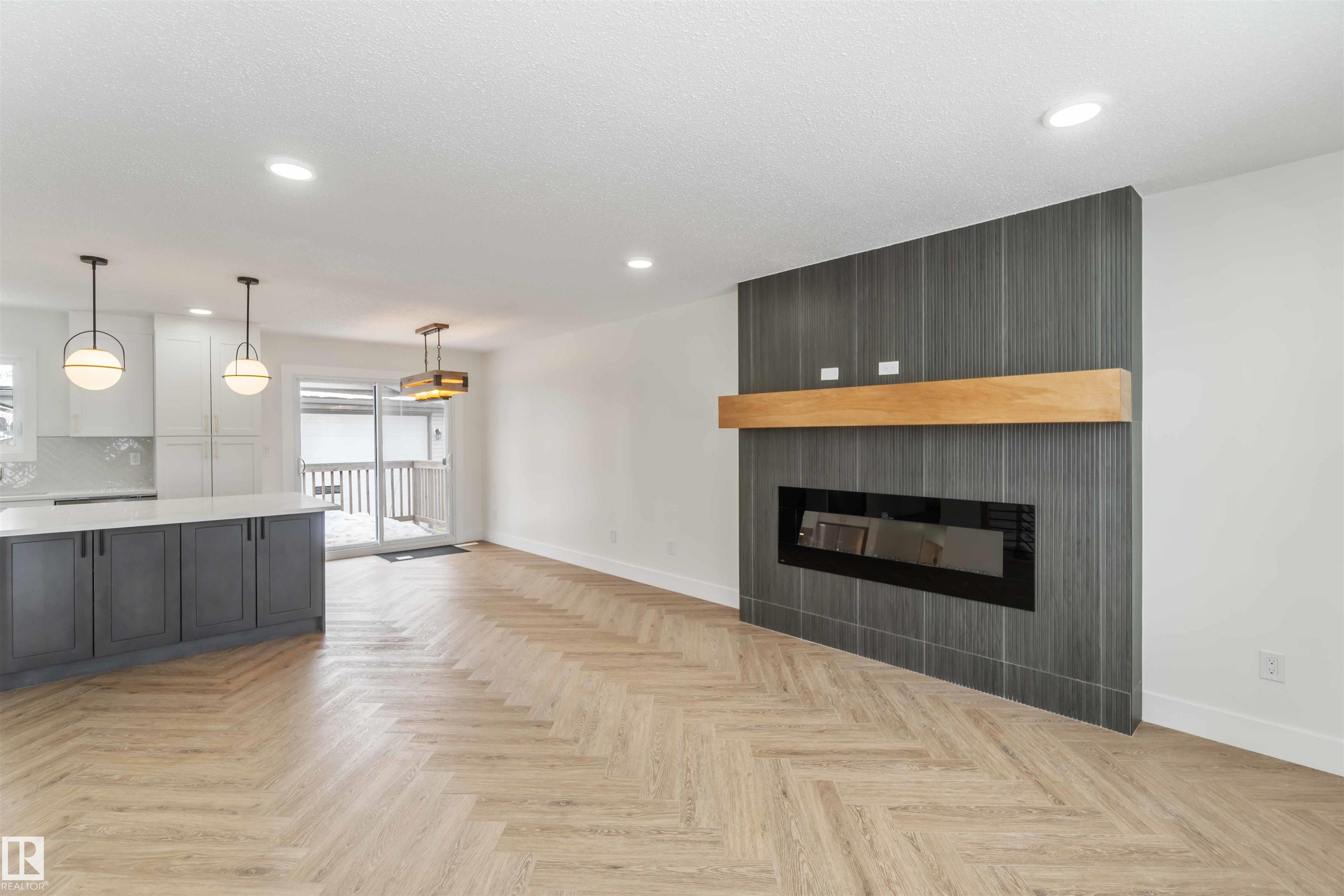 Photo 9 at 10309 167a Avenue NW, Baturyn, Edmonton