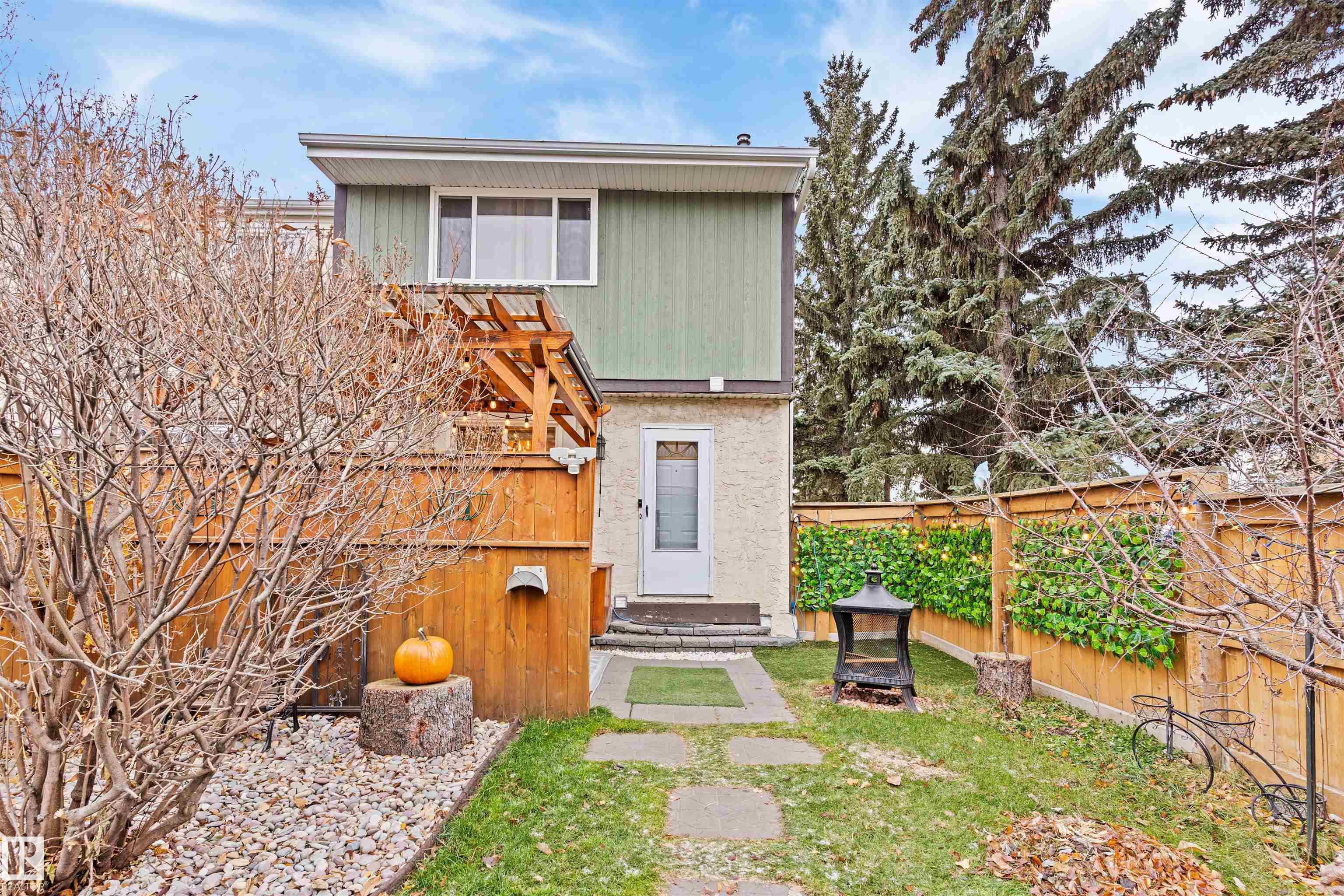 Photo 34 at 7923 178 Street NW, Thorncliffe, Edmonton