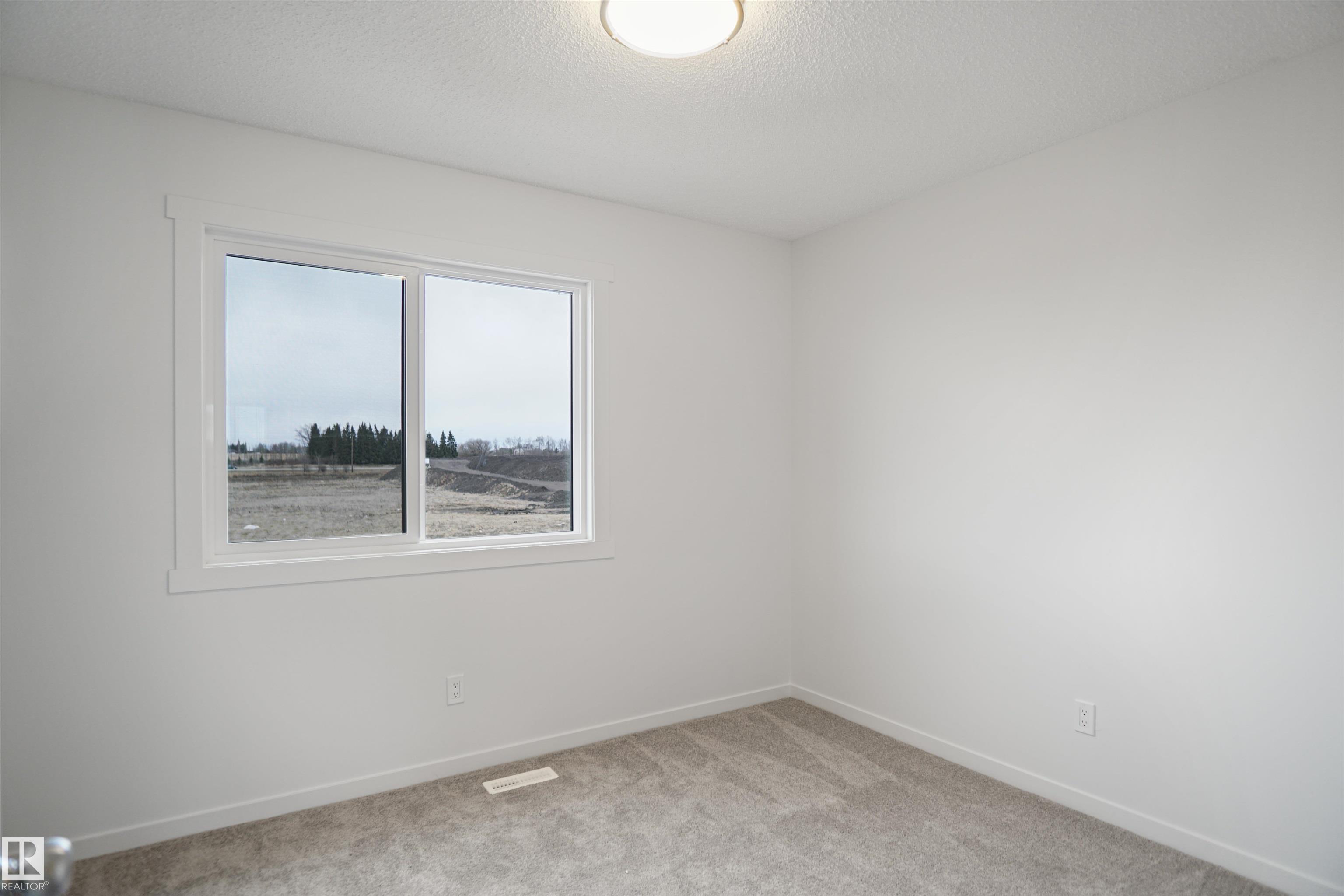 Photo 19 at 7062 Rosenthal Drive NW, Rosenthal, Edmonton