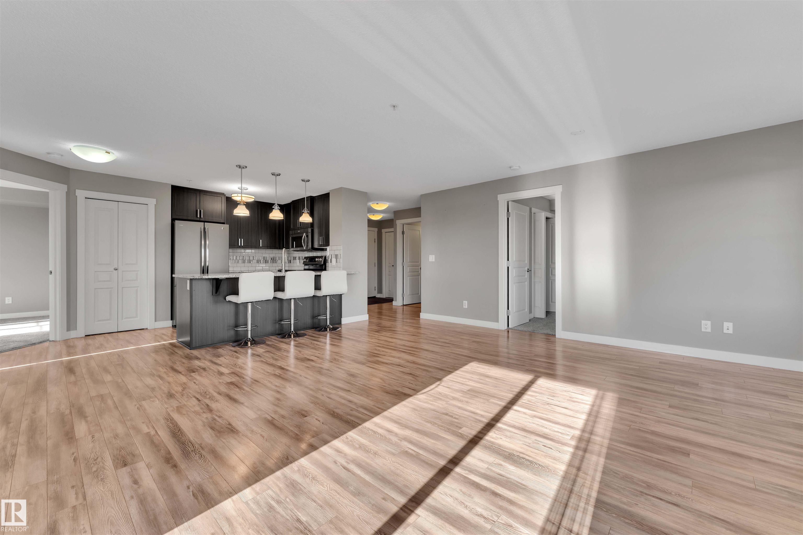 Photo 11 at 319 - 3670 139 Avenue NW, Clareview Town Centre, Edmonton