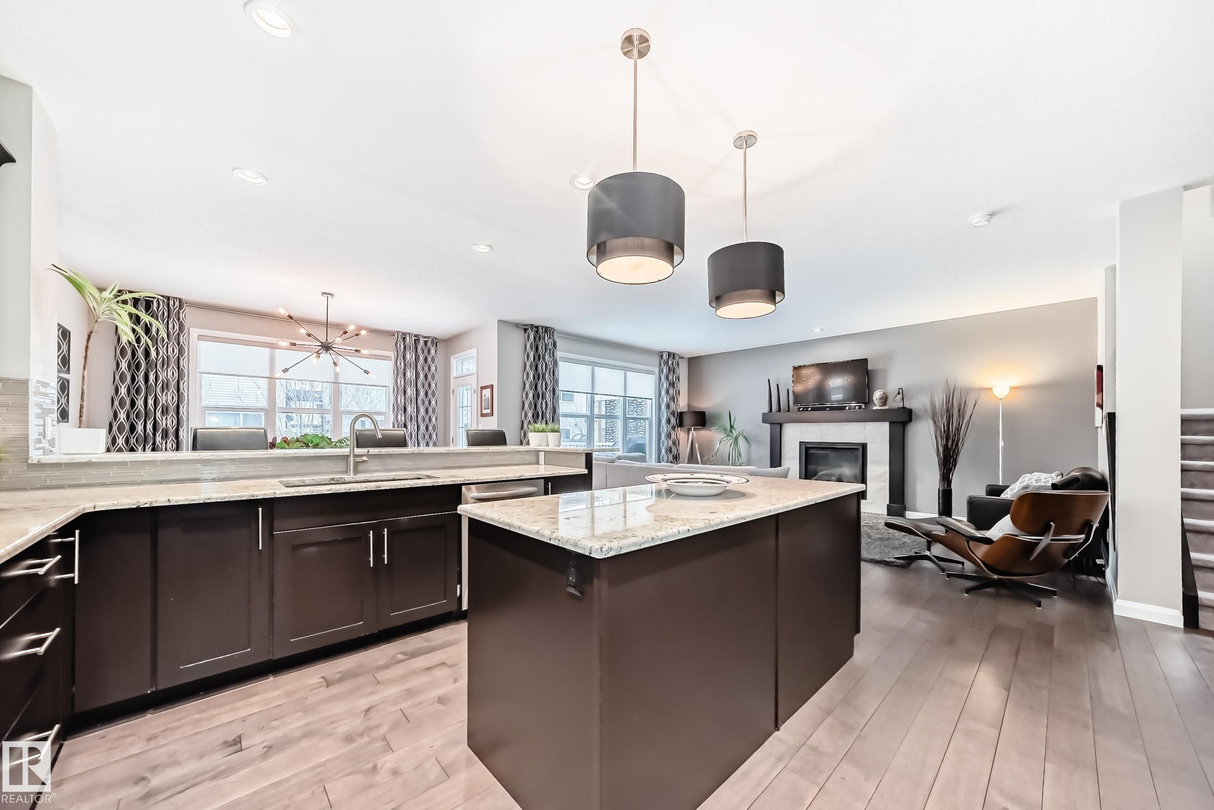 Photo 8 at 7014 170a Avenue NW, Schonsee, Edmonton