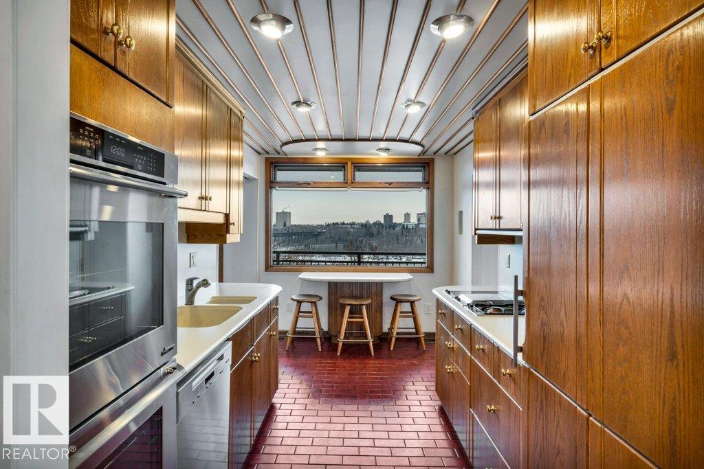 Photo 21 at 3 - 9804 112 Street NW, Wîhkwêntôwin, Edmonton