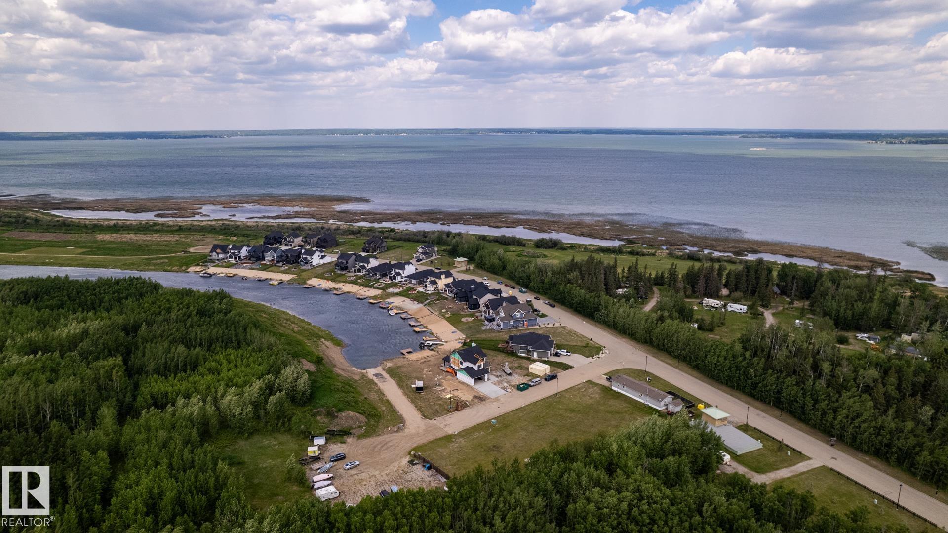 Photo 18 at 209 - 3410 Ste. Anne Trail, Windmill Harbour, Rural Lac Ste. Anne County