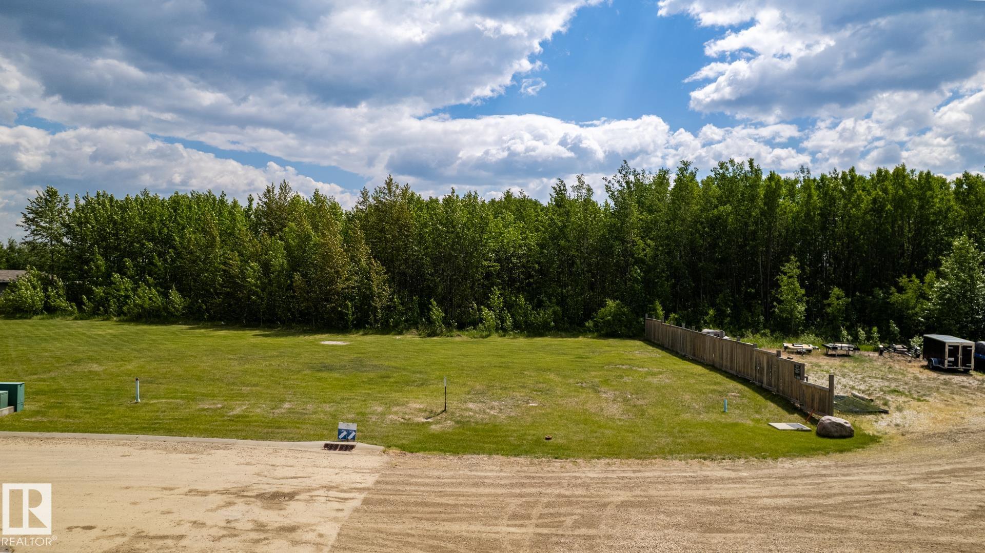 Photo 3 at 209 - 3410 Ste. Anne Trail, Windmill Harbour, Rural Lac Ste. Anne County