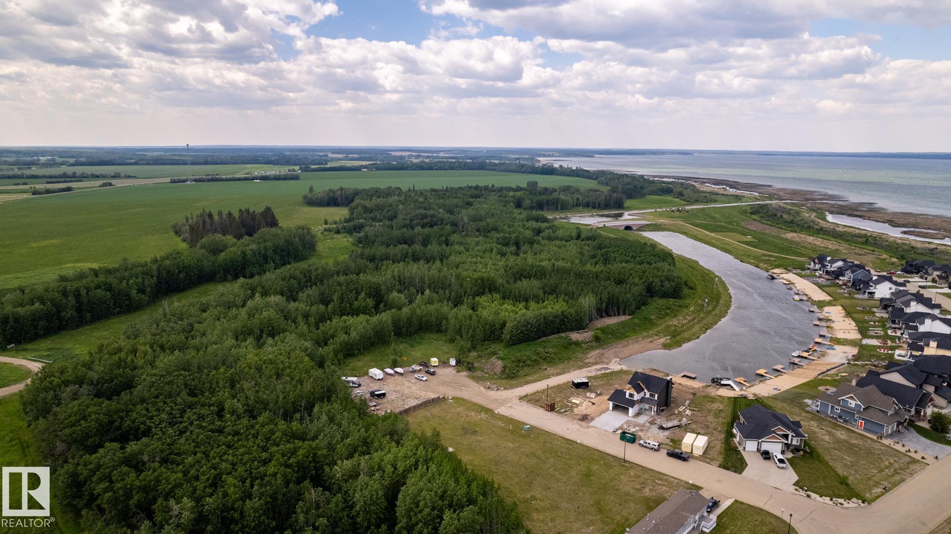 Photo 27 at 209 - 3410 Ste. Anne Trail, Windmill Harbour, Rural Lac Ste. Anne County