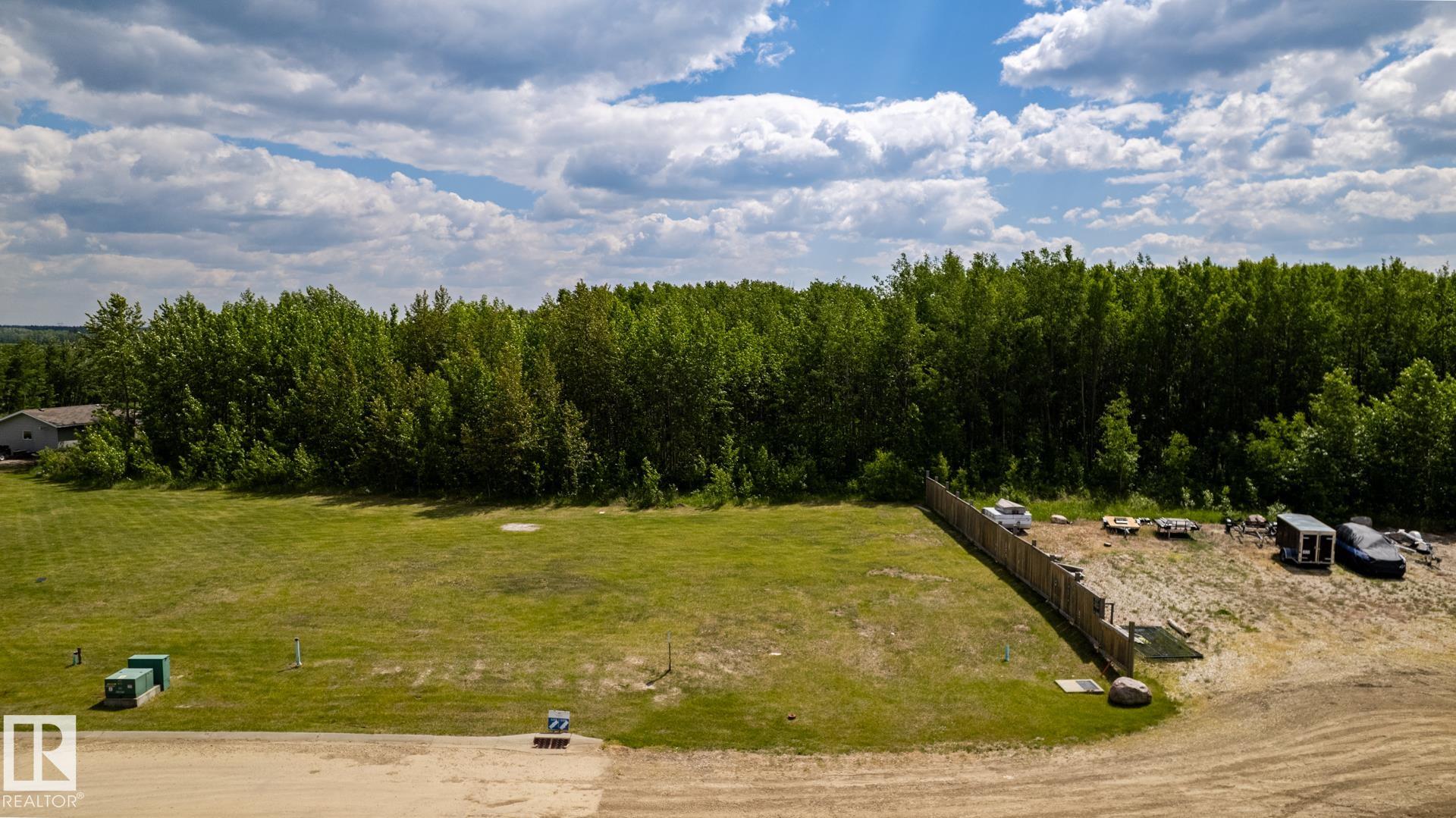 Photo 5 at 209 - 3410 Ste. Anne Trail, Windmill Harbour, Rural Lac Ste. Anne County