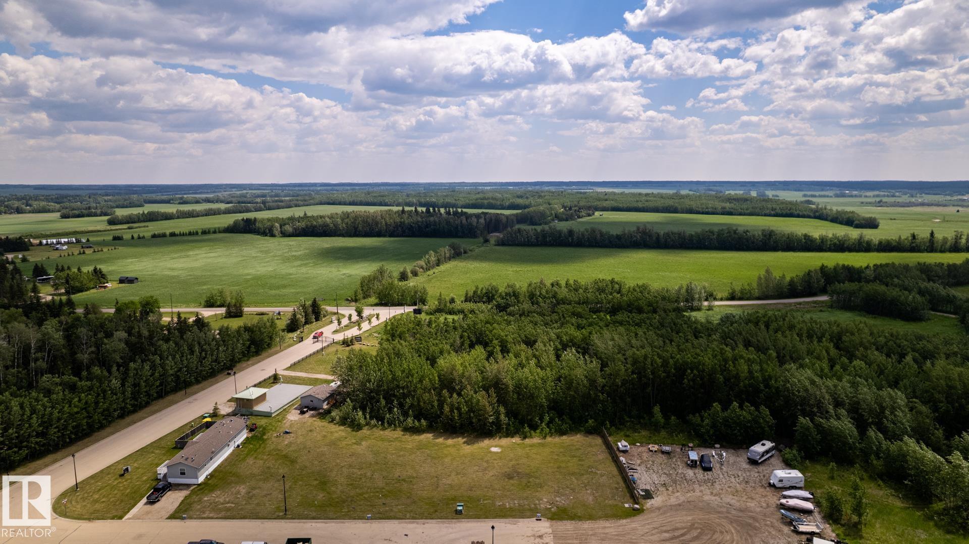 Photo 7 at 209 - 3410 Ste. Anne Trail, Windmill Harbour, Rural Lac Ste. Anne County