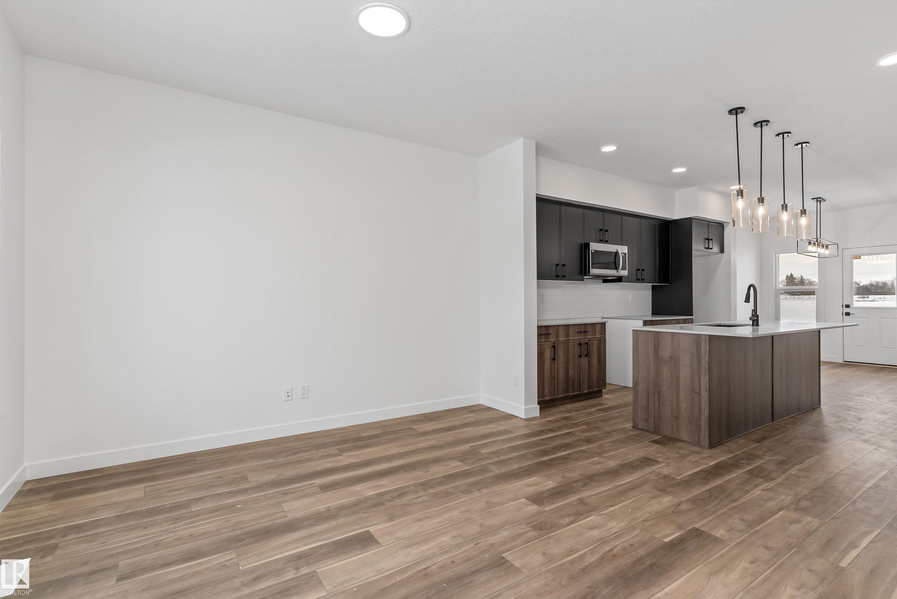 Photo 19 at 1070 Mcleod Avenue, Easton, Spruce Grove