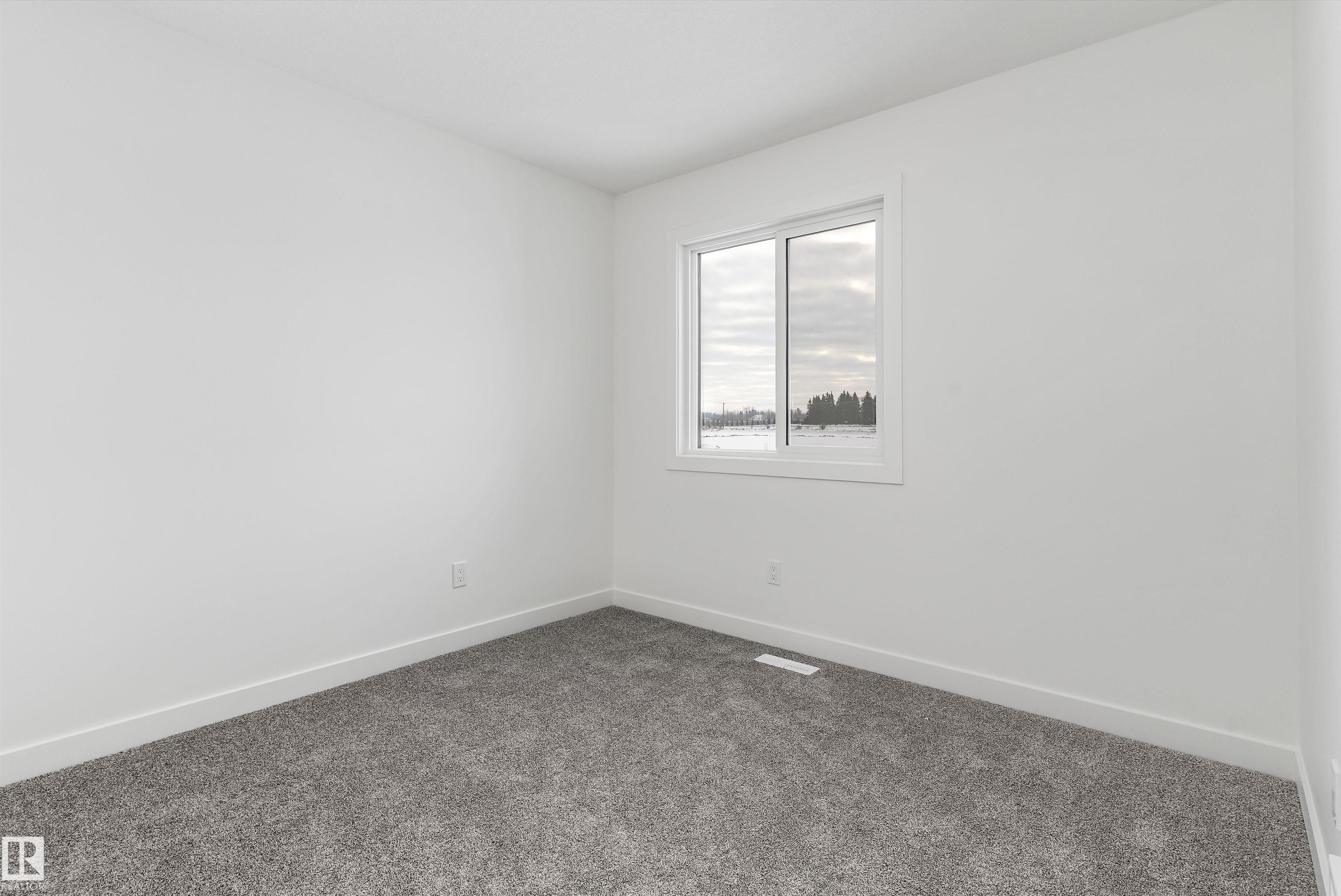 Photo 31 at 1070 Mcleod Avenue, Easton, Spruce Grove