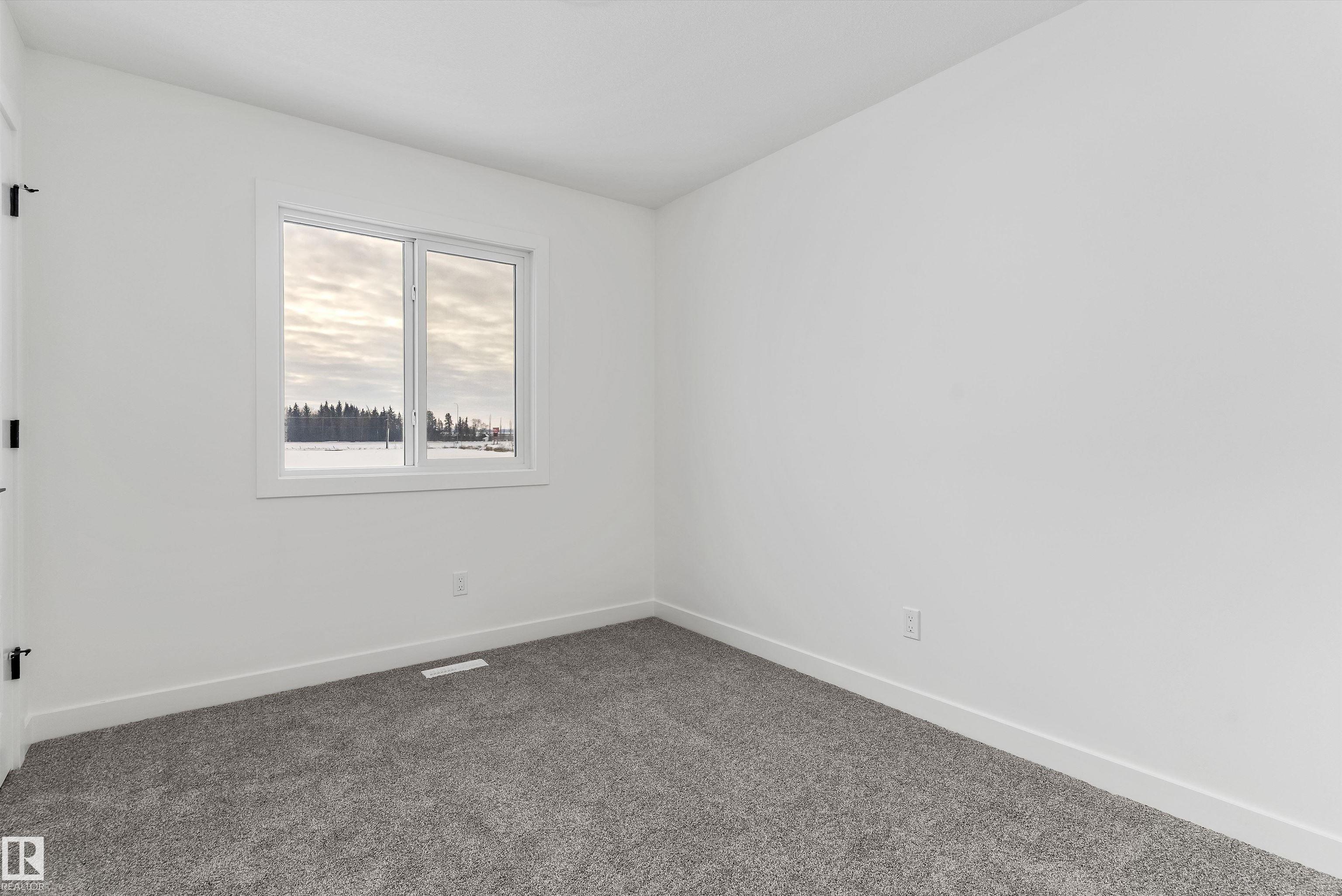 Photo 34 at 1070 Mcleod Avenue, Easton, Spruce Grove