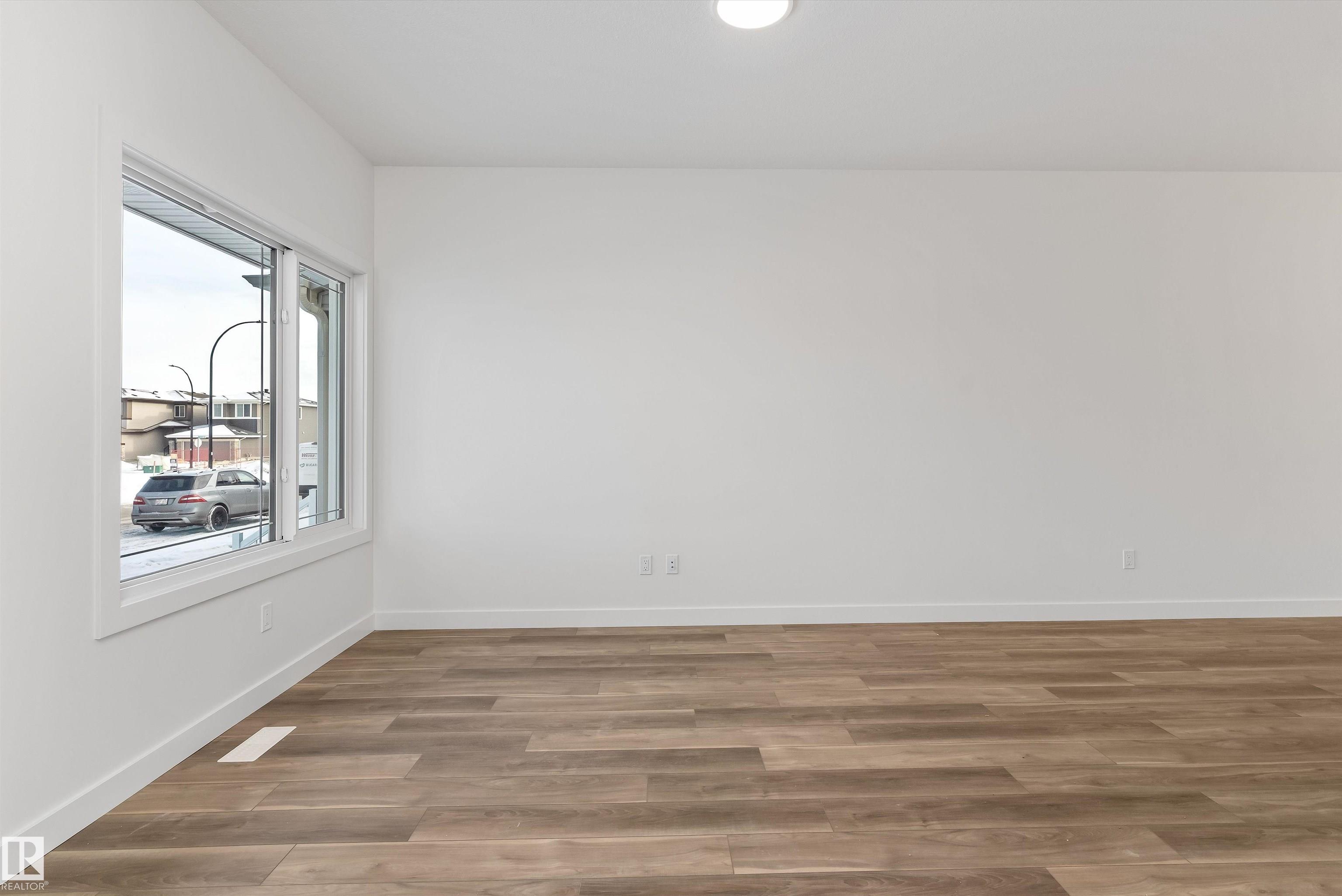 Photo 7 at 1068 Mcleod Avenue, Easton, Spruce Grove