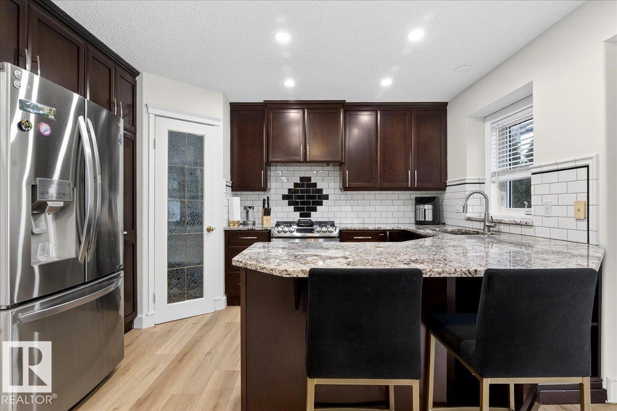 Photo 12 at 15736 133 Street NW, Oxford, Edmonton