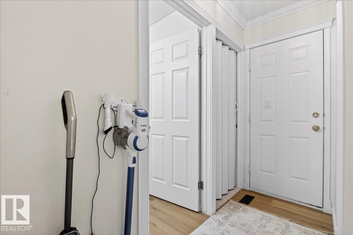 Photo 17 at 15736 133 Street NW, Oxford, Edmonton