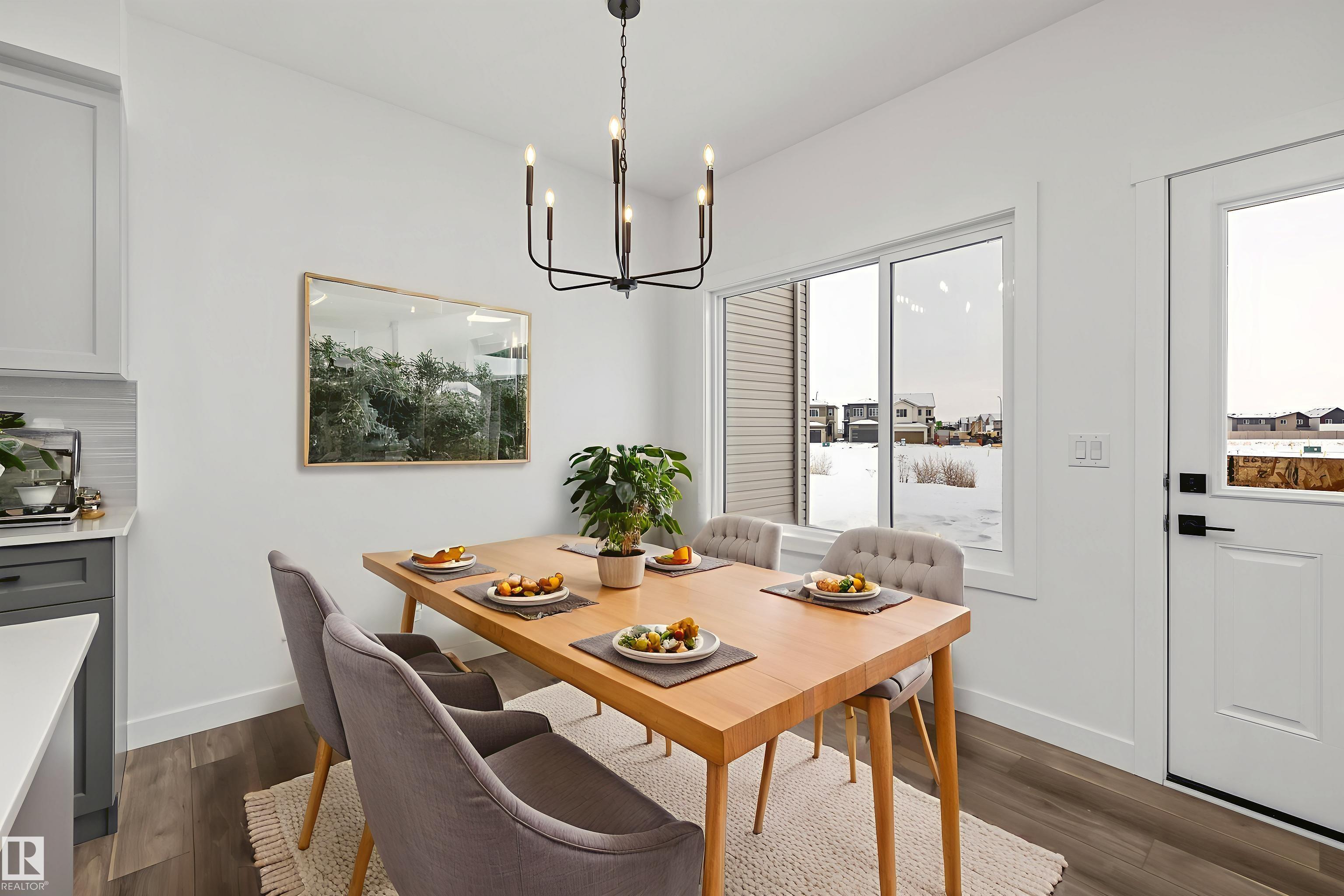 https://zimg.paragon.ice.com/ParagonImages/Property/PM/RAE/225384743/13/0/0/41a780e963f6eeb468d0adeead861a37/1/72a1c1c991d2f0a77c35b74731210f07/225384743-a6e1d966-e1b9-425e-9071-42e7c6fed763.JPG