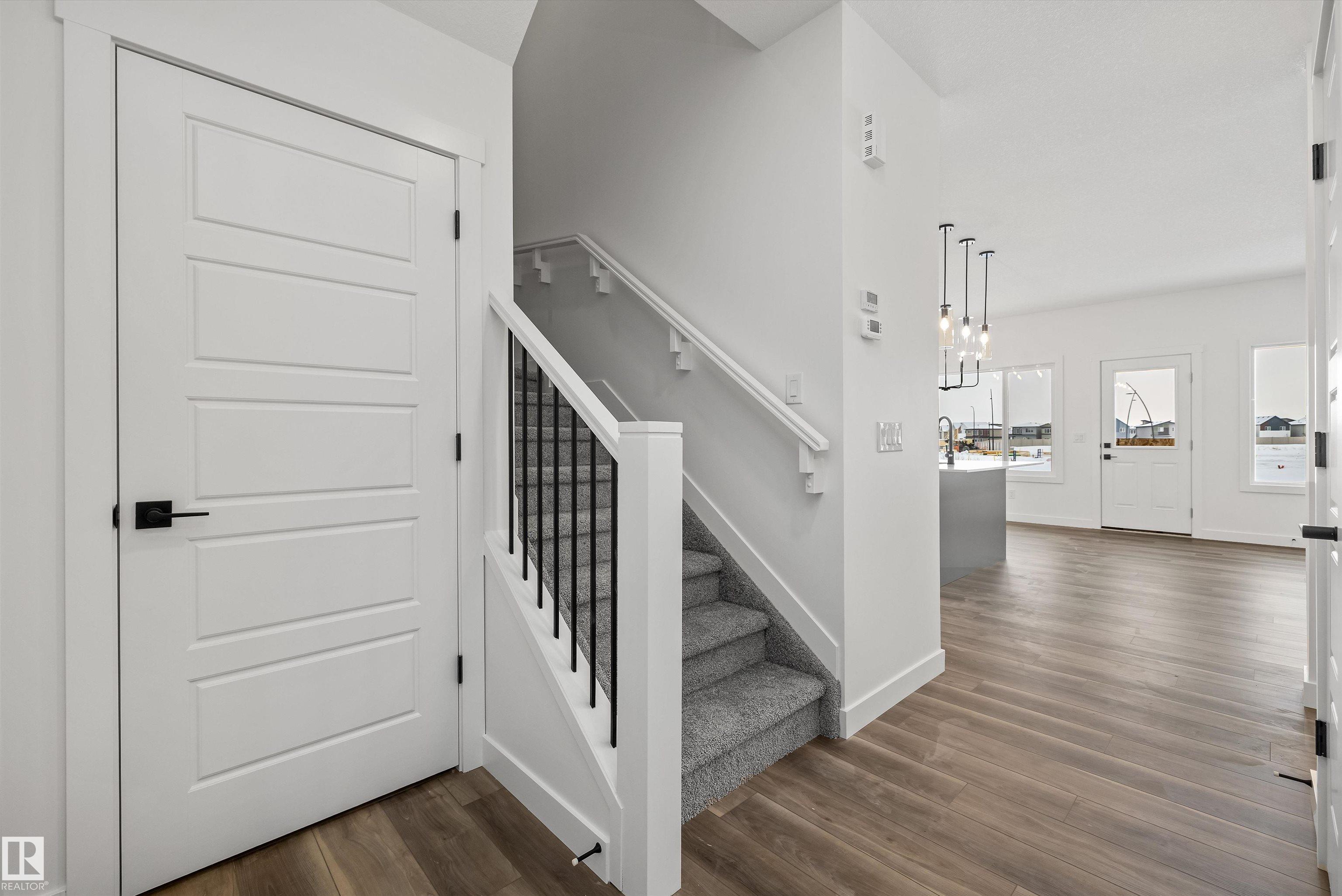 Picture for 18931 28 AV NW