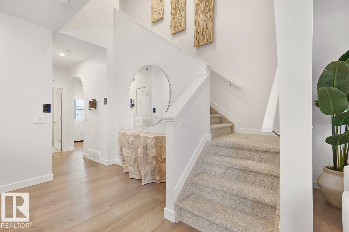 Photo 11 at 3139 Dixon Landing SW, Desrochers Area, Edmonton