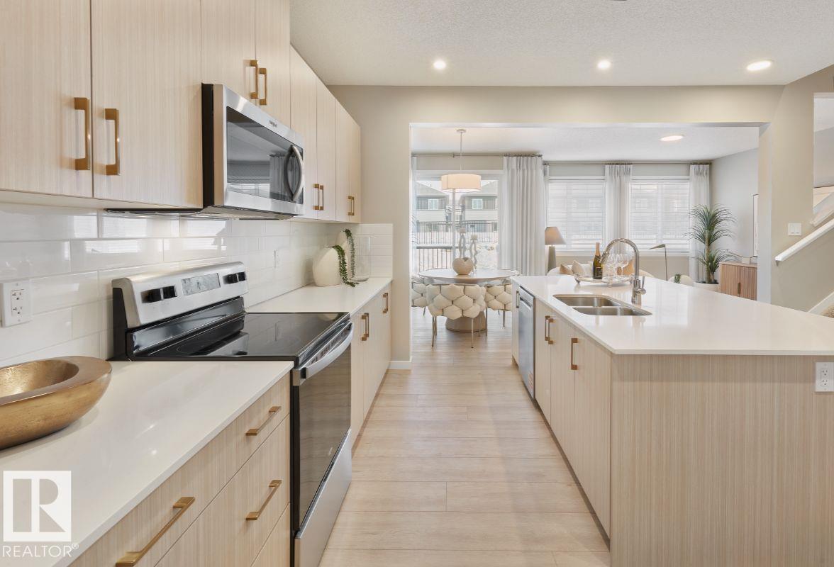 Photo 4 at 8727 224 Street NW, Rosenthal, Edmonton