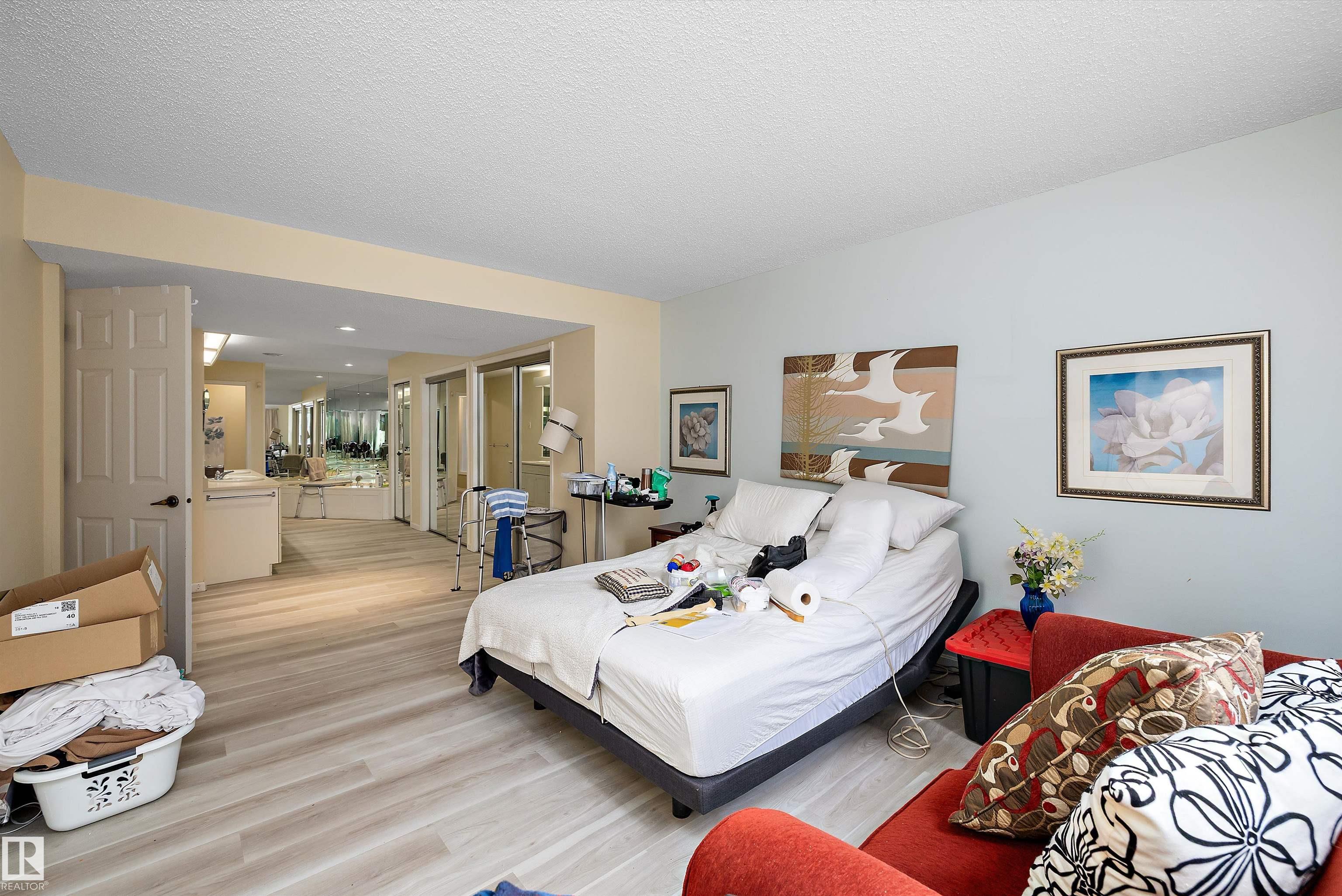 Photo 21 at 1027 109 Street NW, Bearspaw, Edmonton