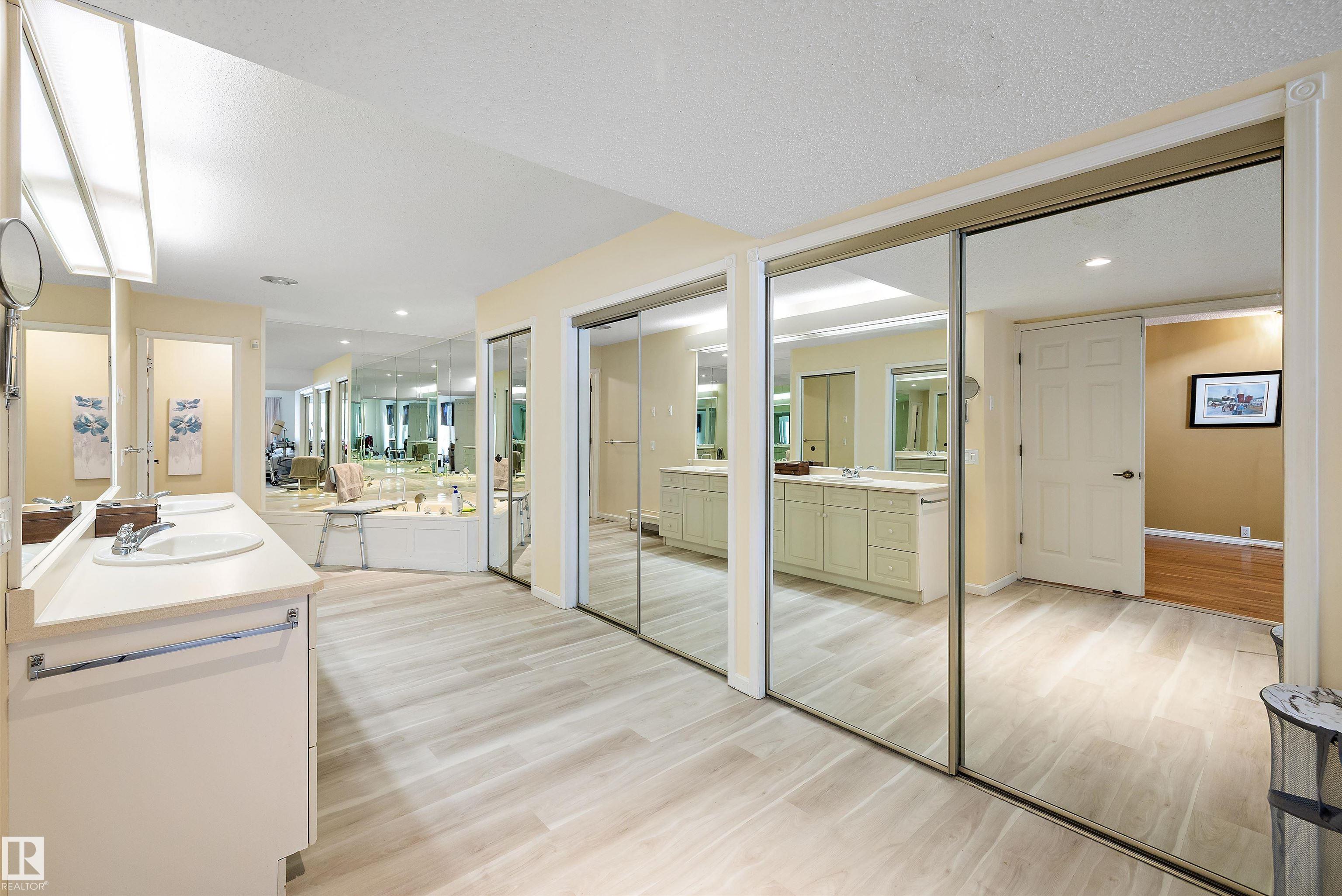 Photo 22 at 1027 109 Street NW, Bearspaw, Edmonton